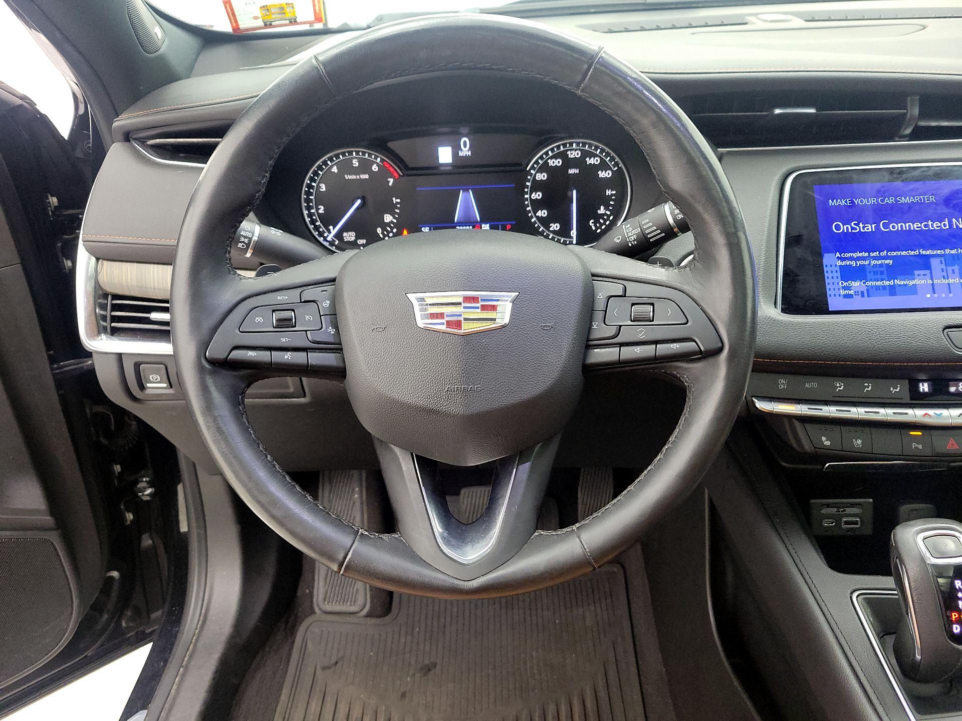 Thumbnail: 2019 Cadillac XT4 - 10
