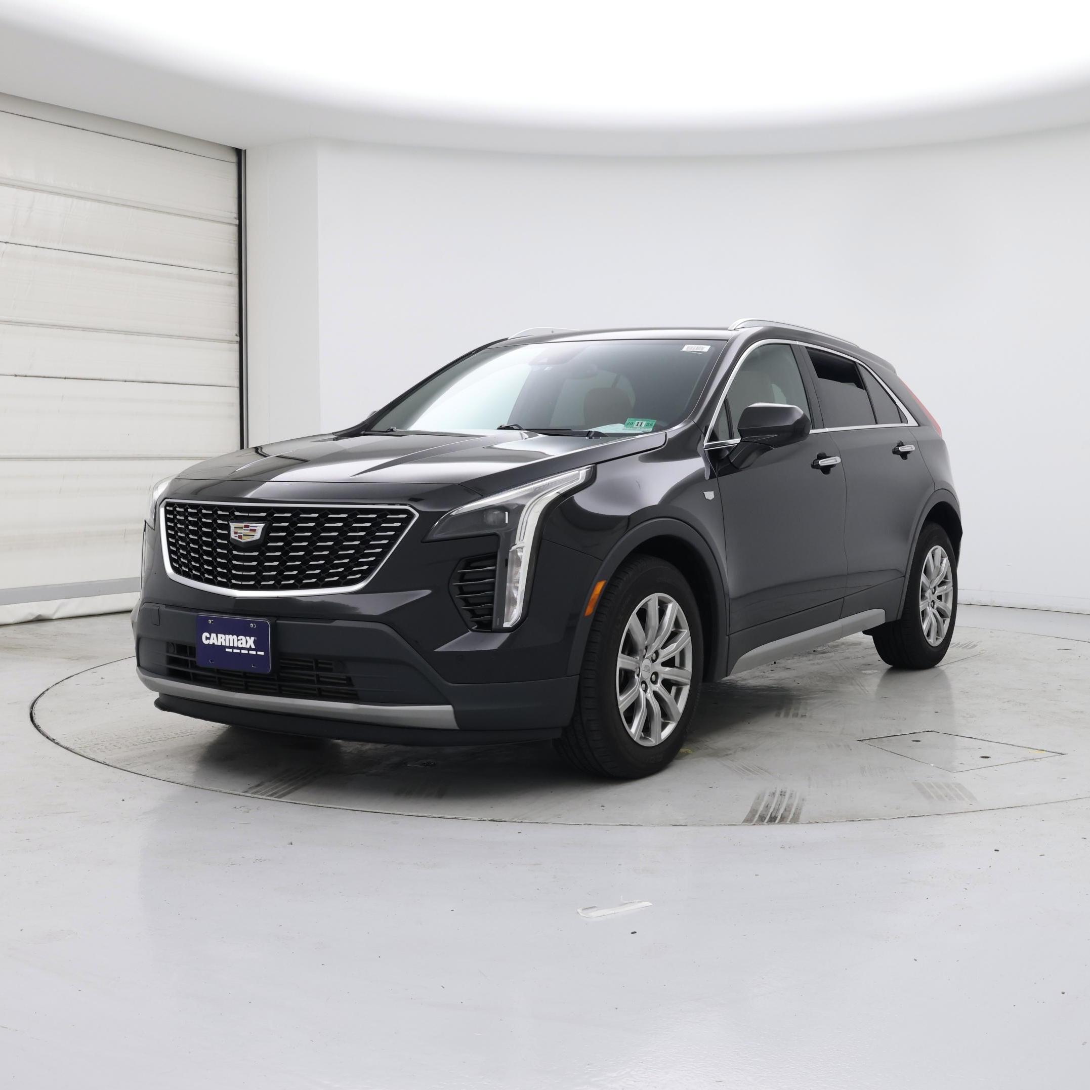 Thumbnail: 2019 Cadillac XT4 - 4