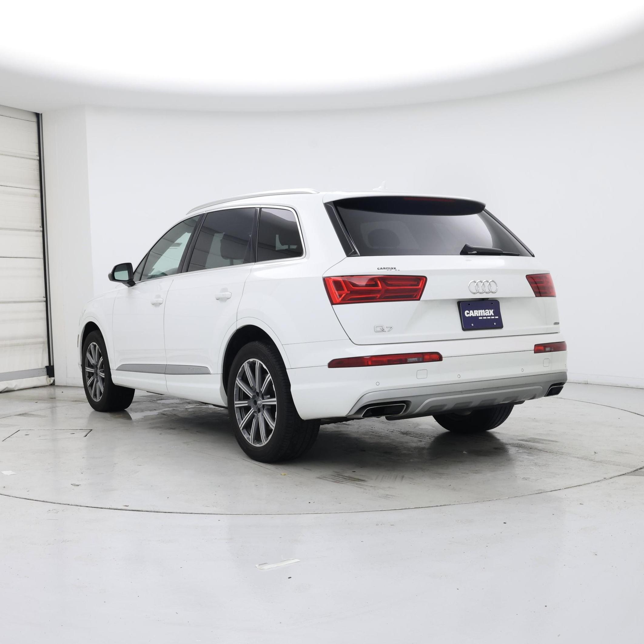 Thumbnail: 2019 Audi Q7 - 2