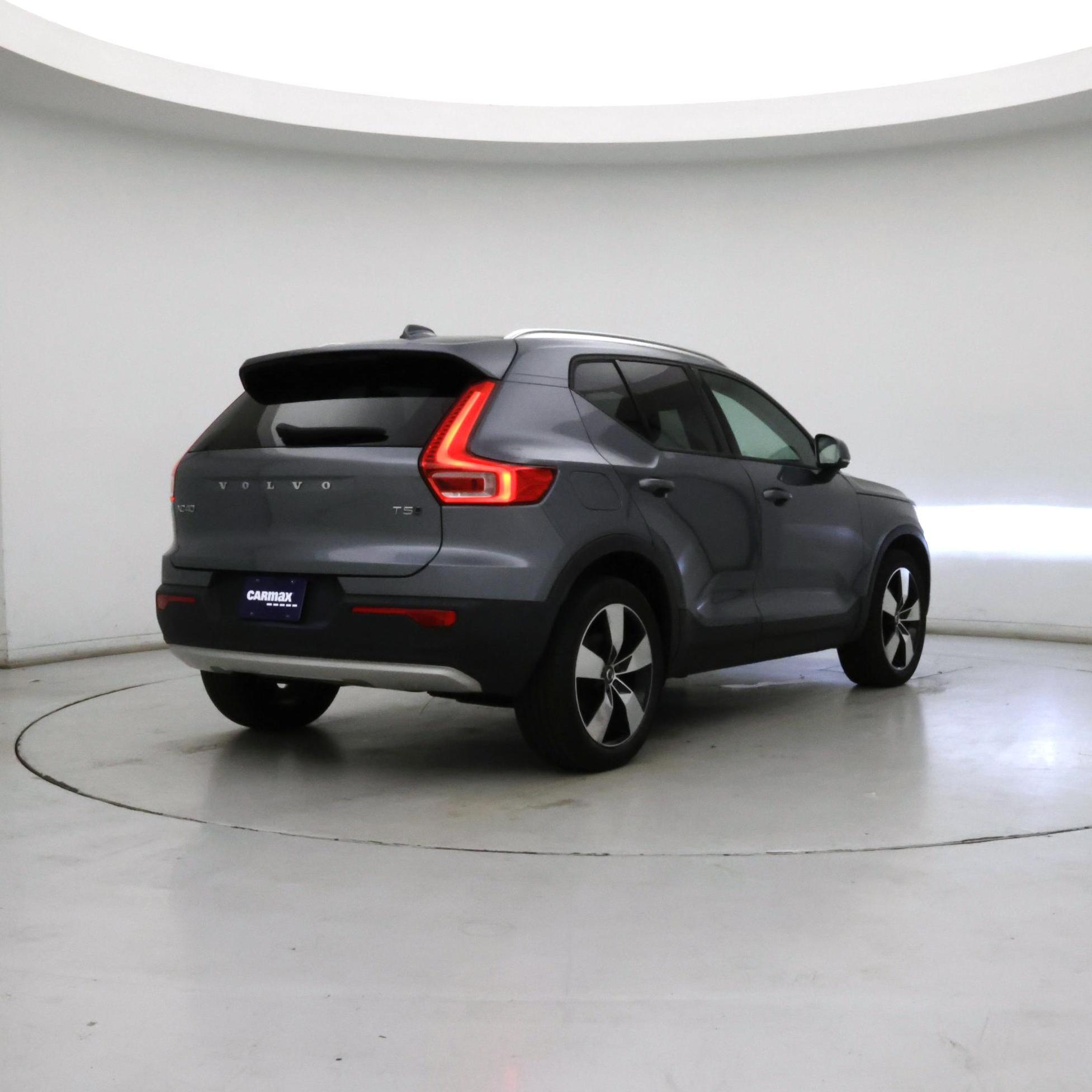 Thumbnail: 2019 Volvo XC40 - 8