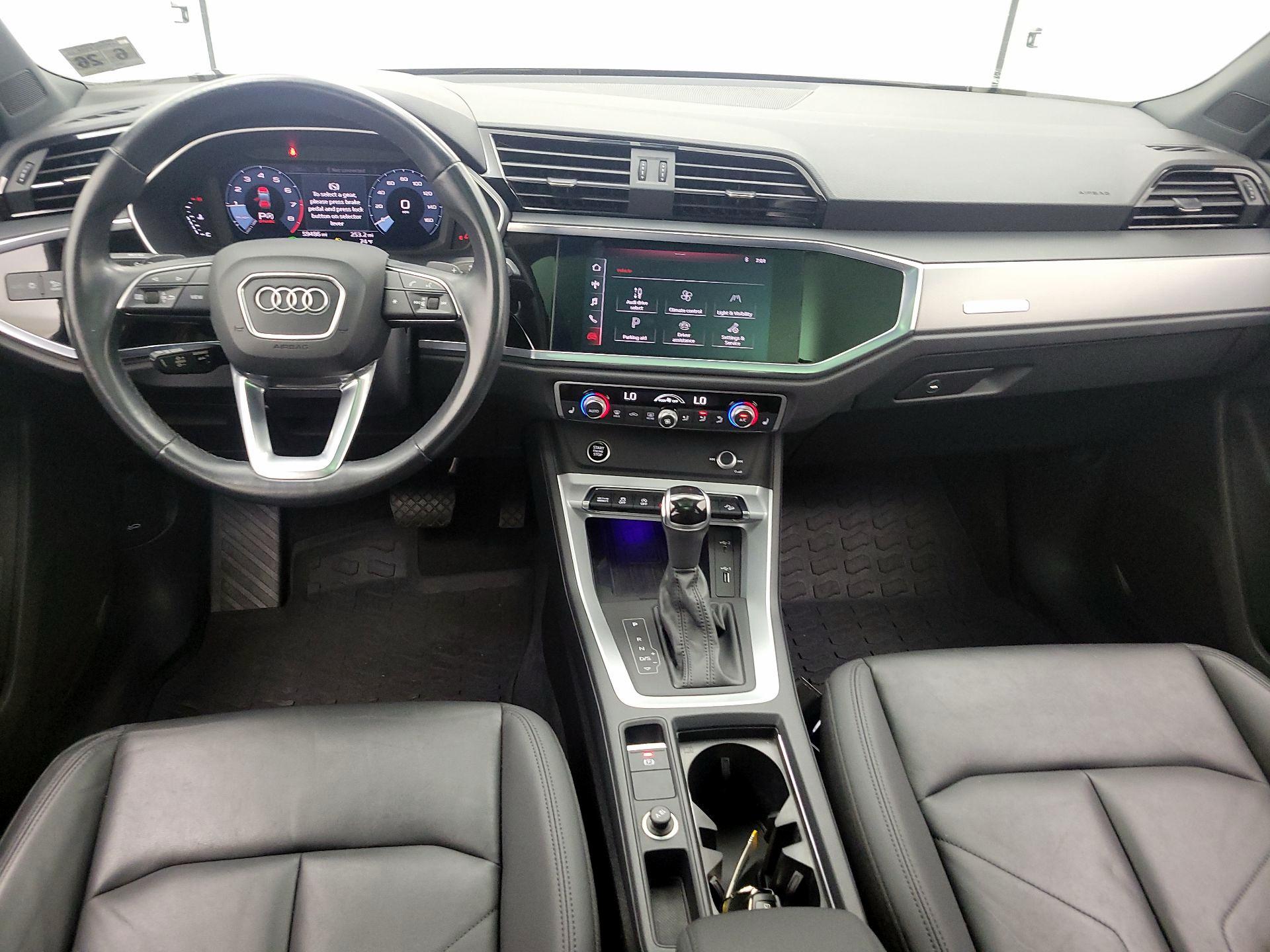 Thumbnail: 2021 Audi Q3 - 9
