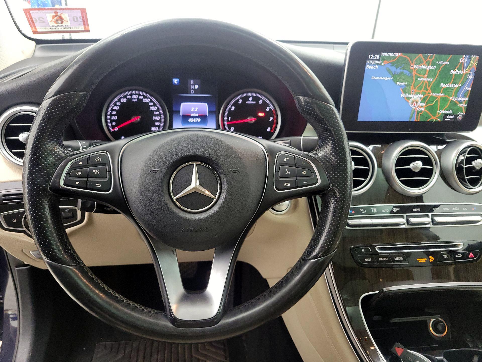 Thumbnail: 2016 Mercedes-Benz GLC - 10