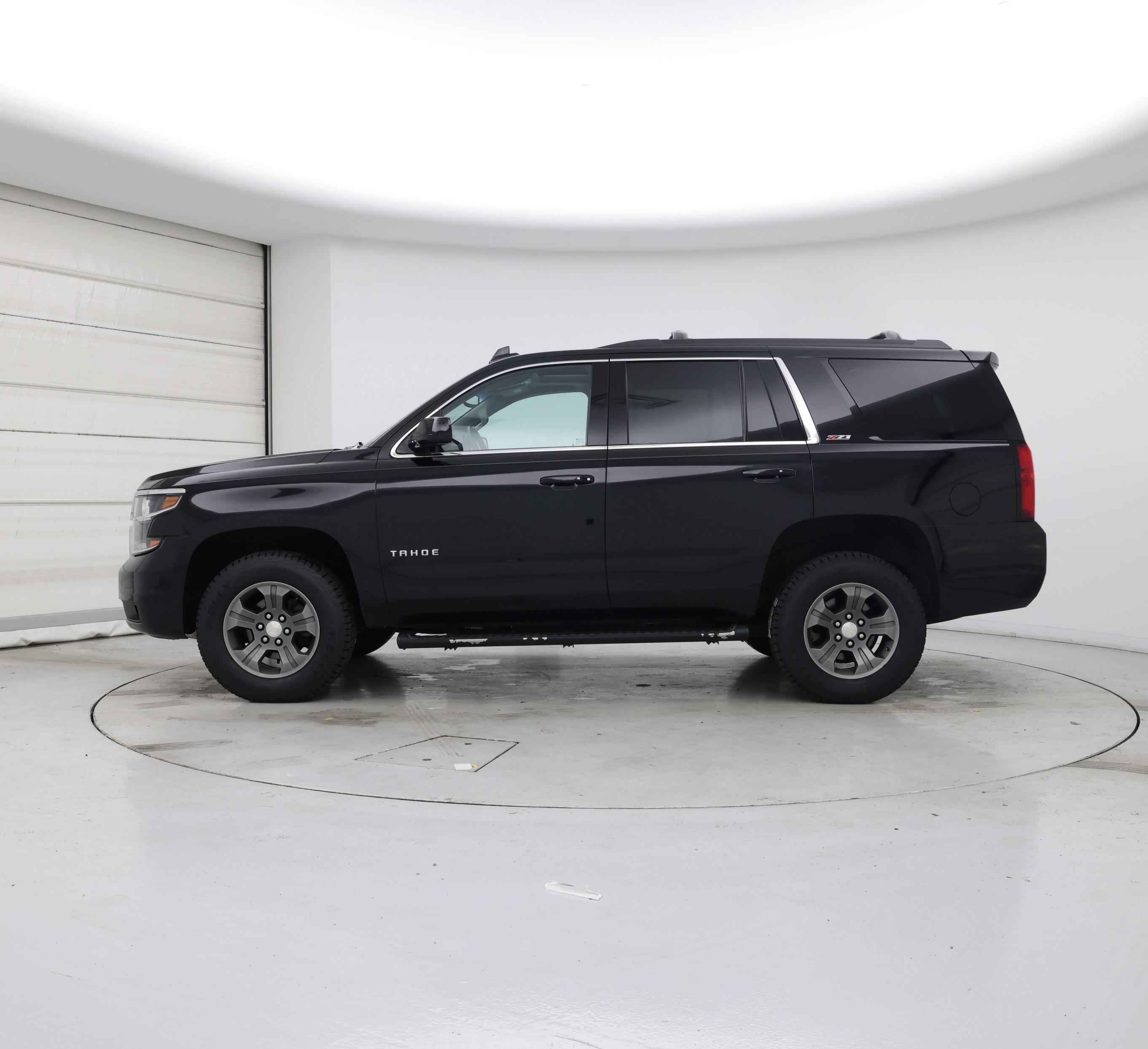 Thumbnail: 2018 Chevrolet Tahoe - 3
