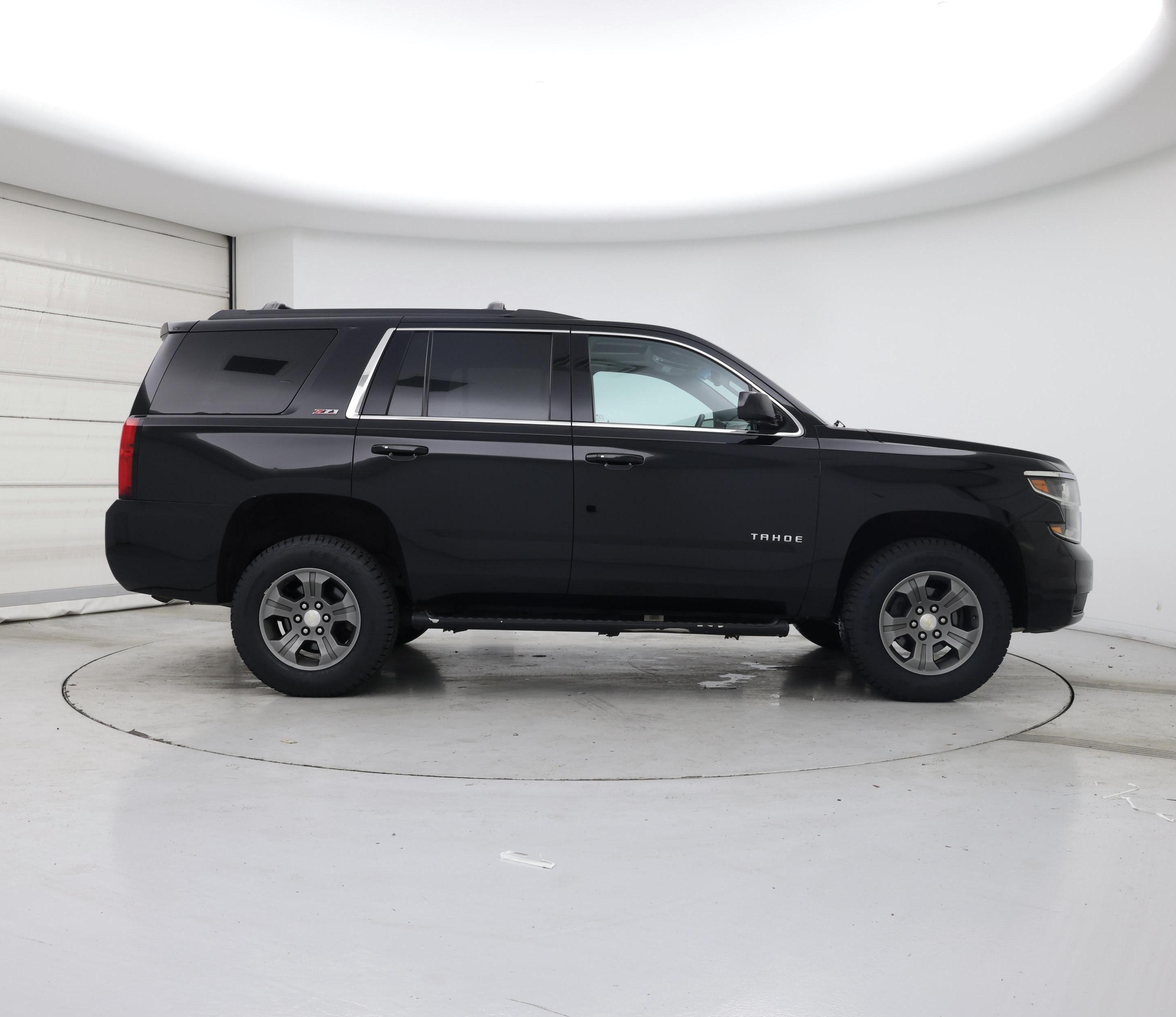 Thumbnail: 2018 Chevrolet Tahoe - 7