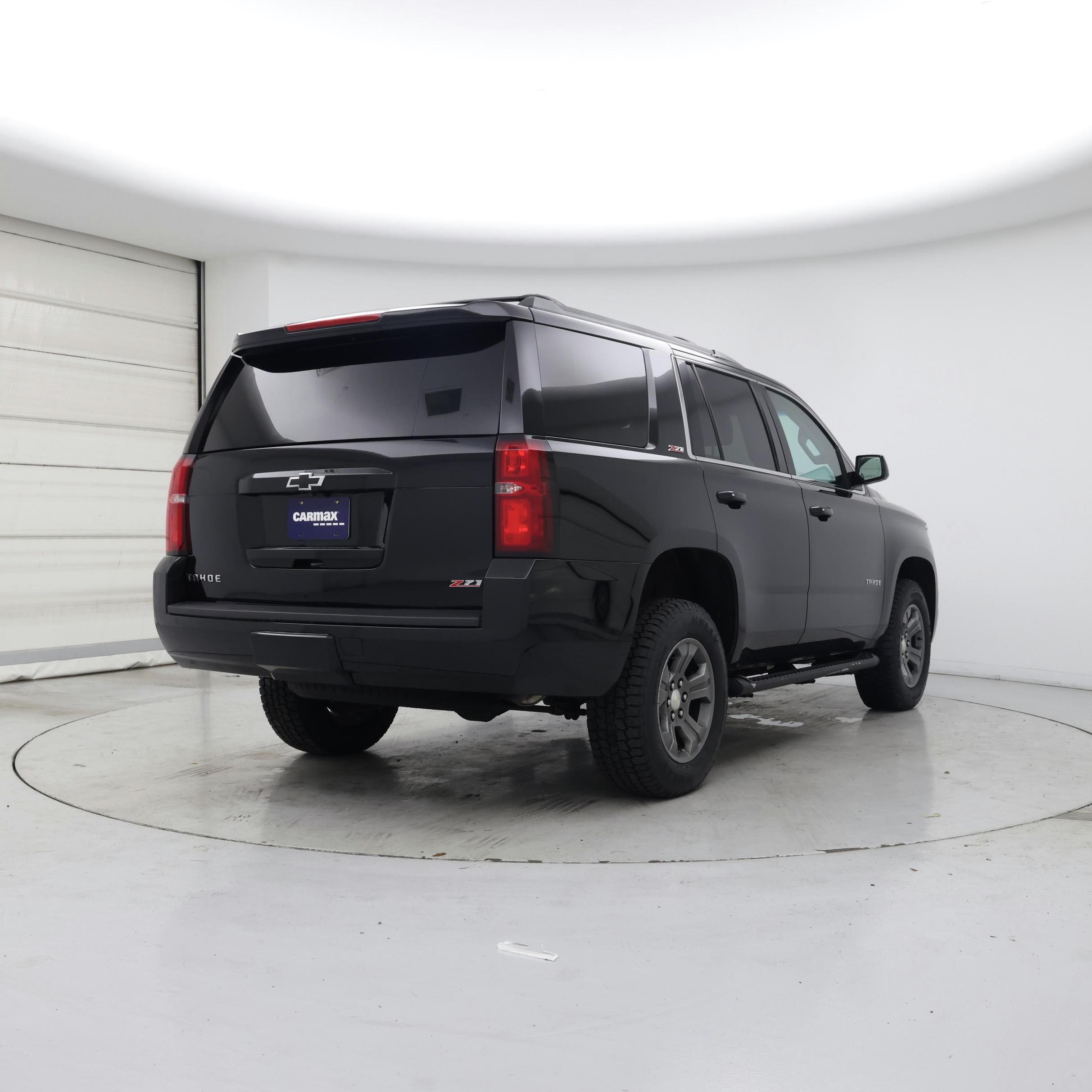 Thumbnail: 2018 Chevrolet Tahoe - 8