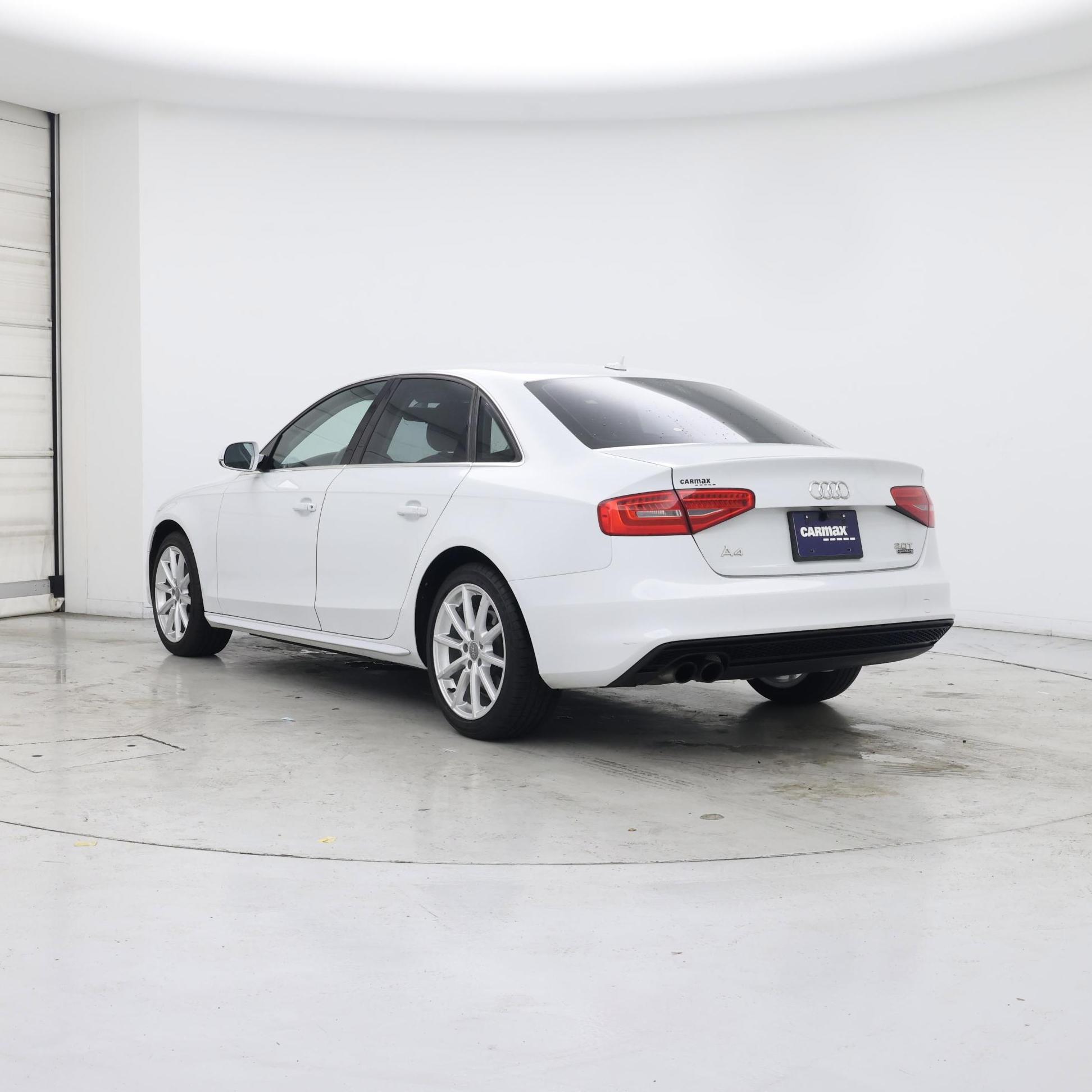 Thumbnail: 2015 Audi A4 - 2