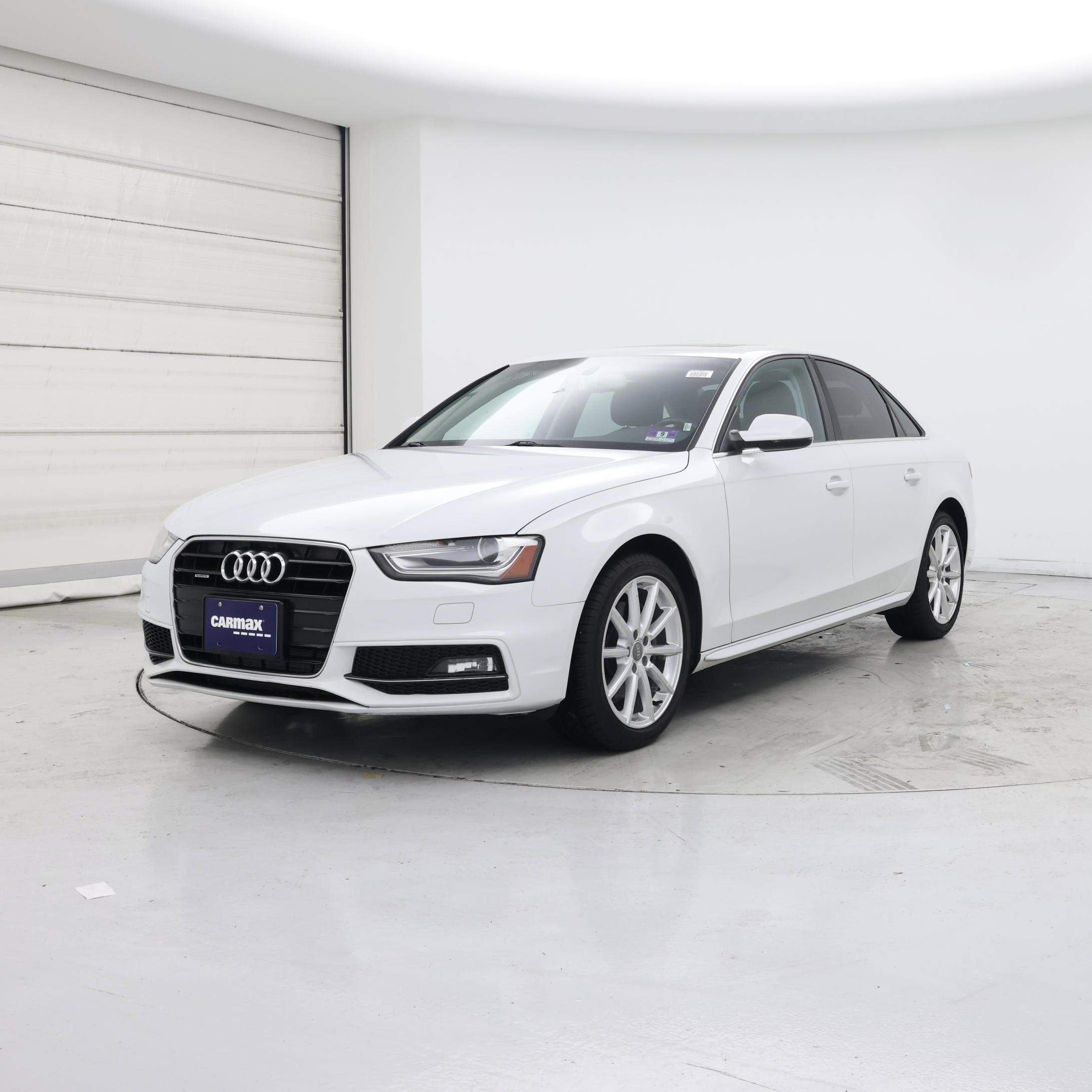 Thumbnail: 2015 Audi A4 - 4