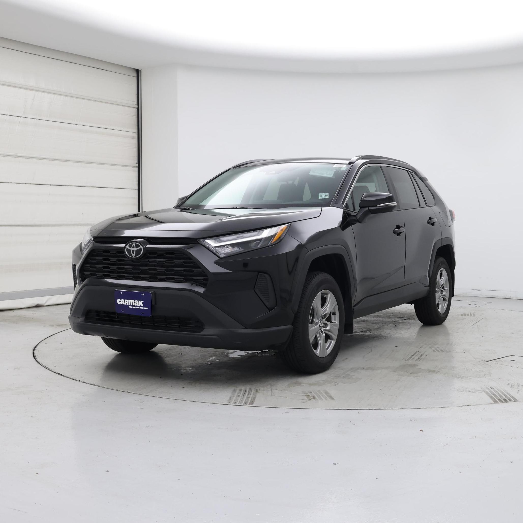 Thumbnail: 2023 Toyota RAV4 - 4