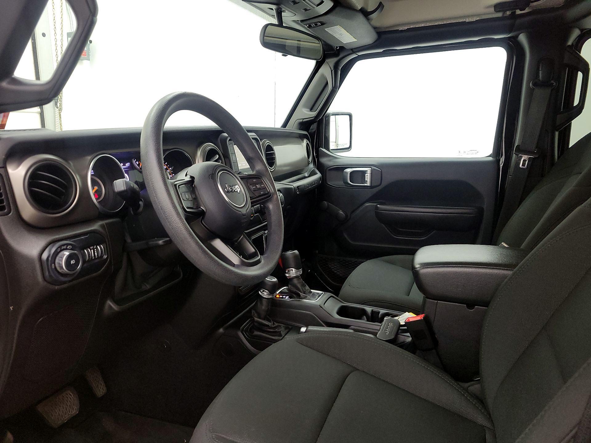 Thumbnail: 2020 Jeep Wrangler - 11