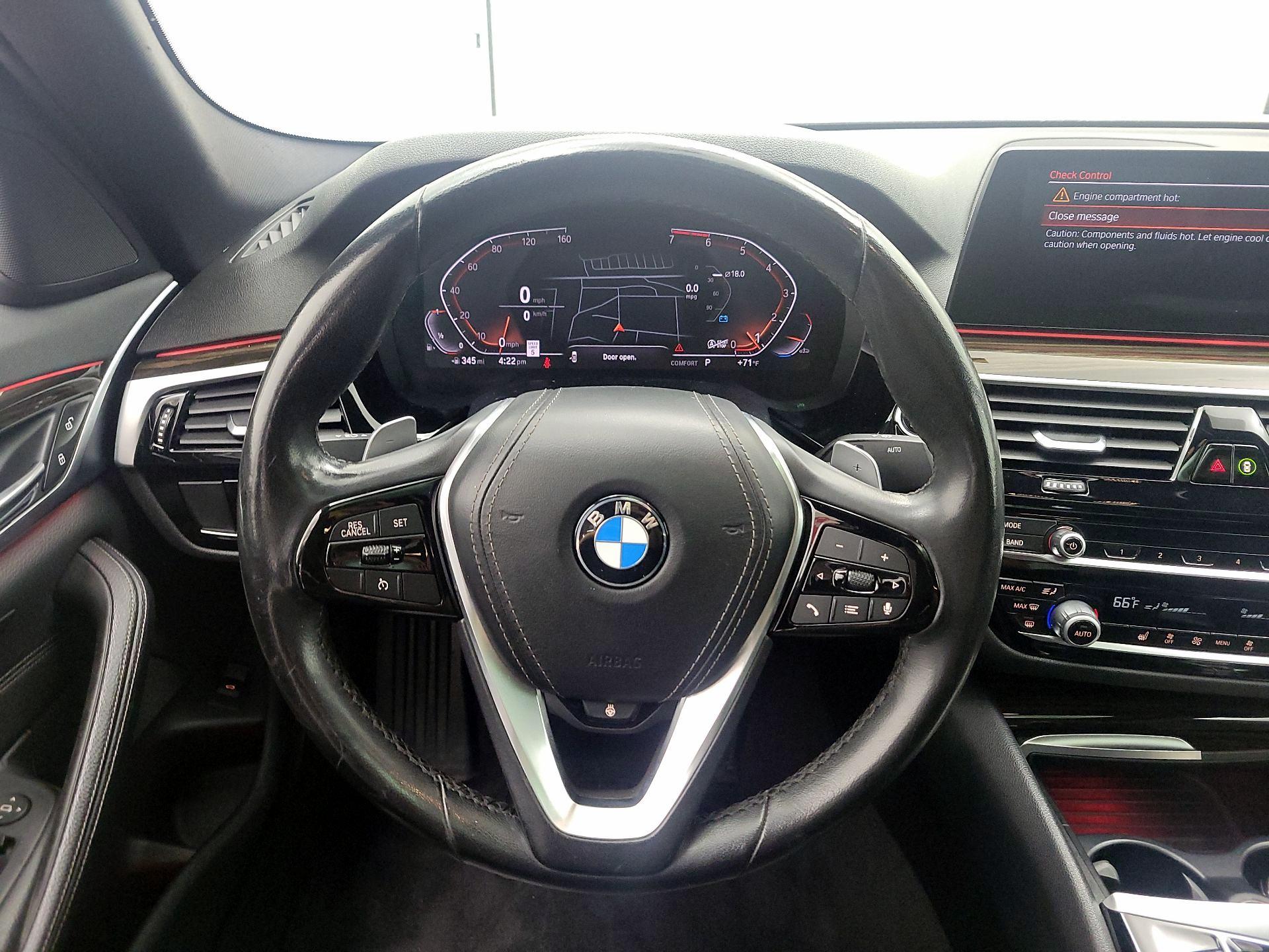 Thumbnail: 2020 BMW 5 Series - 10
