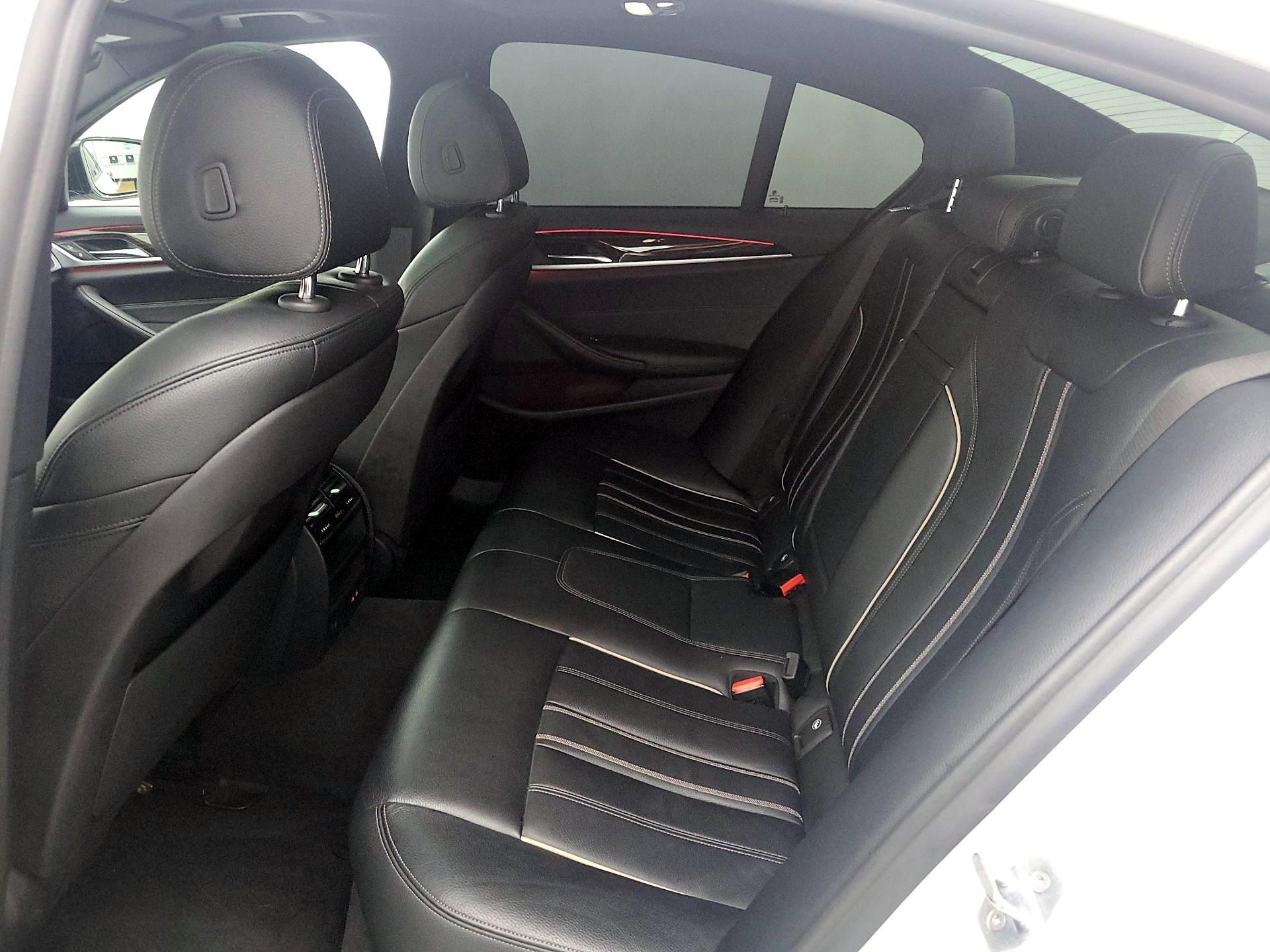 Thumbnail: 2020 BMW 5 Series - 20