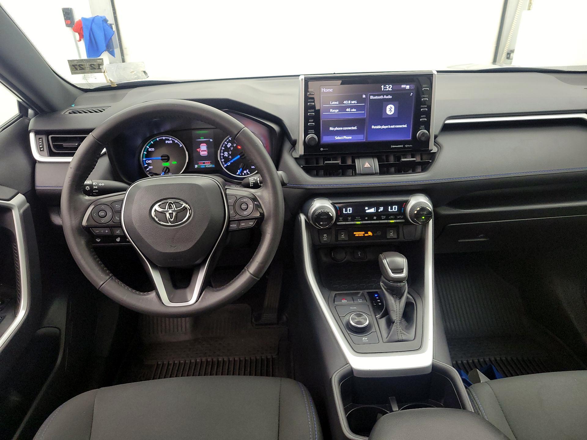 Thumbnail: 2022 Toyota RAV4 - 9