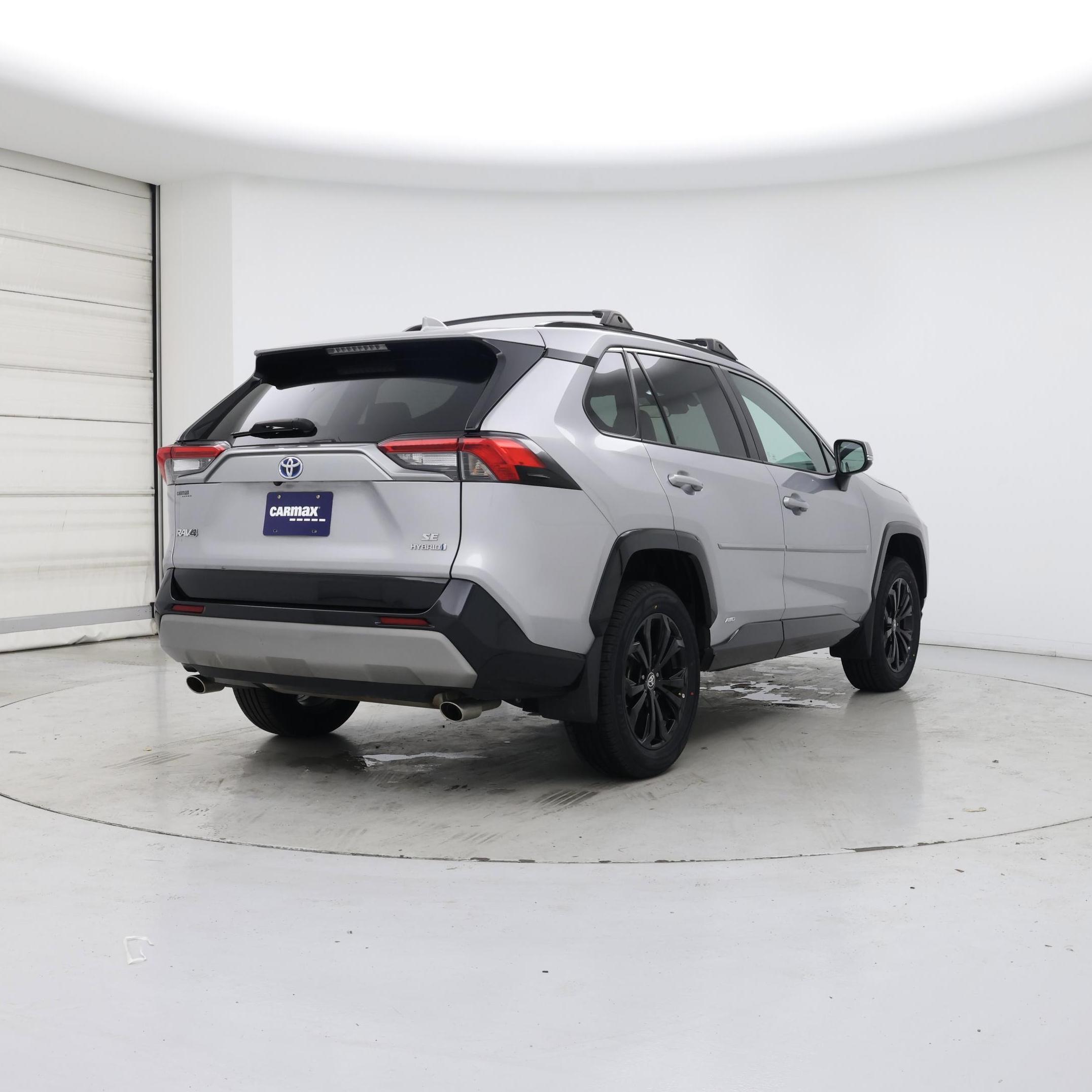 Thumbnail: 2022 Toyota RAV4 - 8