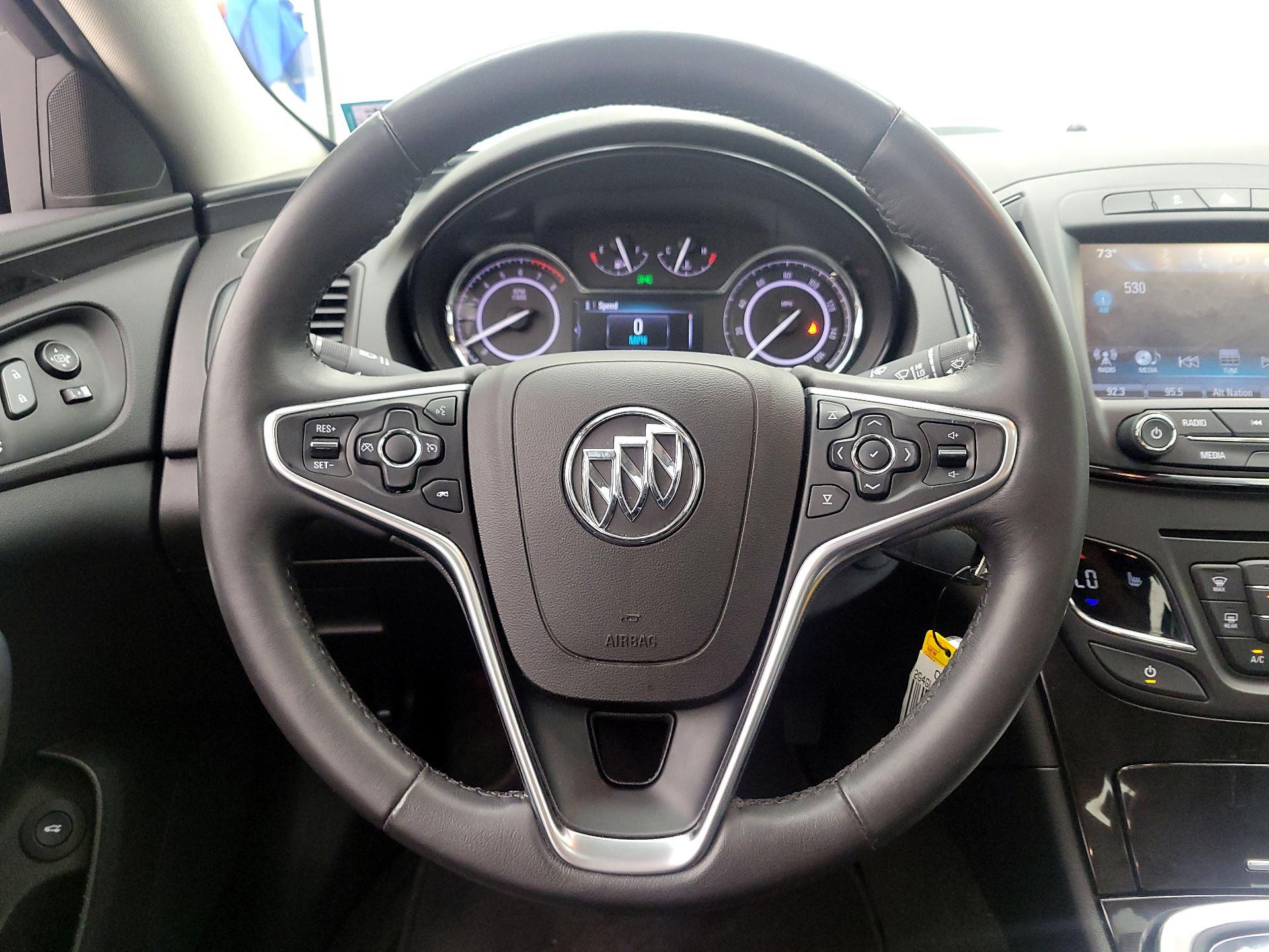 Thumbnail: 2017 Buick Regal - 10