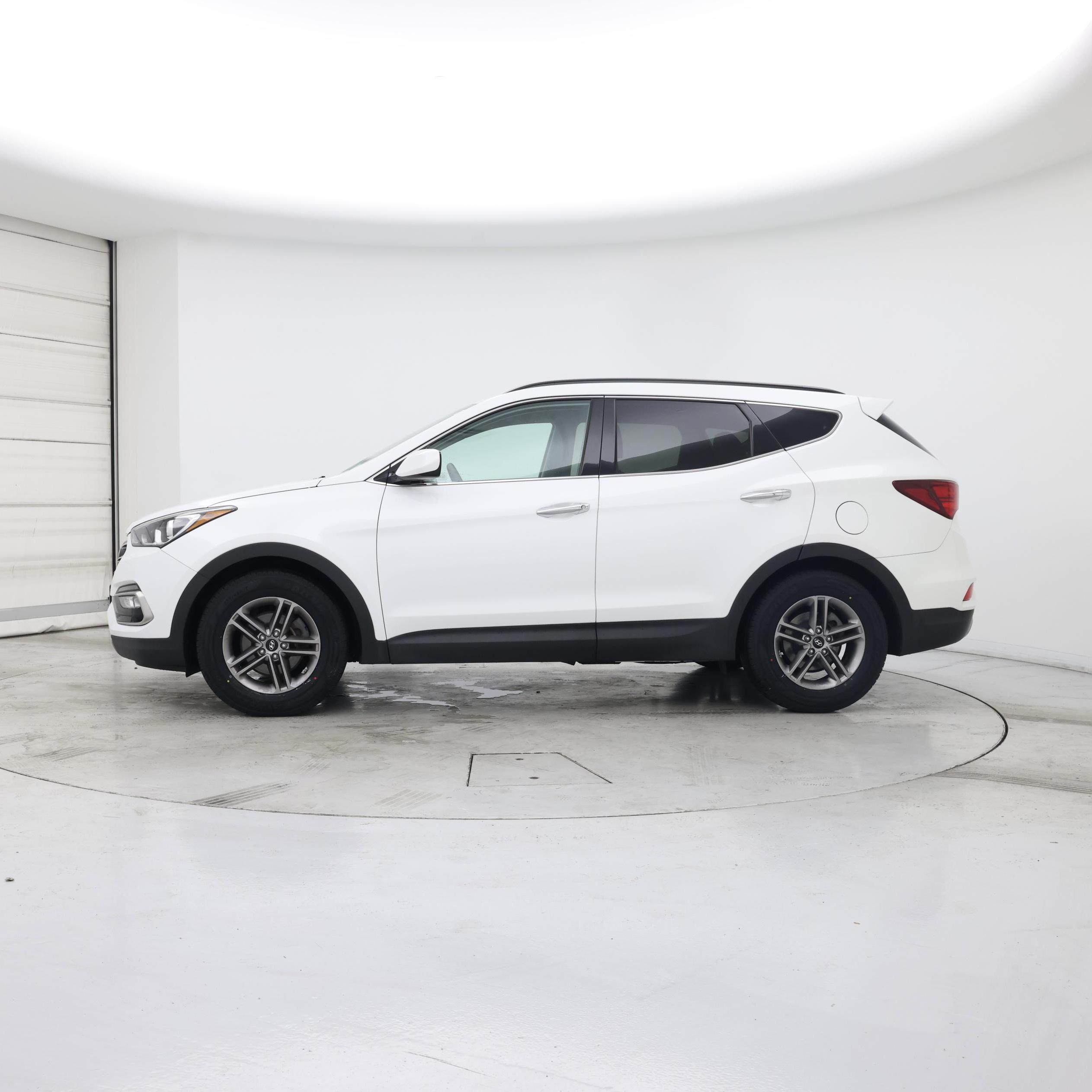 Thumbnail: 2017 Hyundai Santa Fe - 3