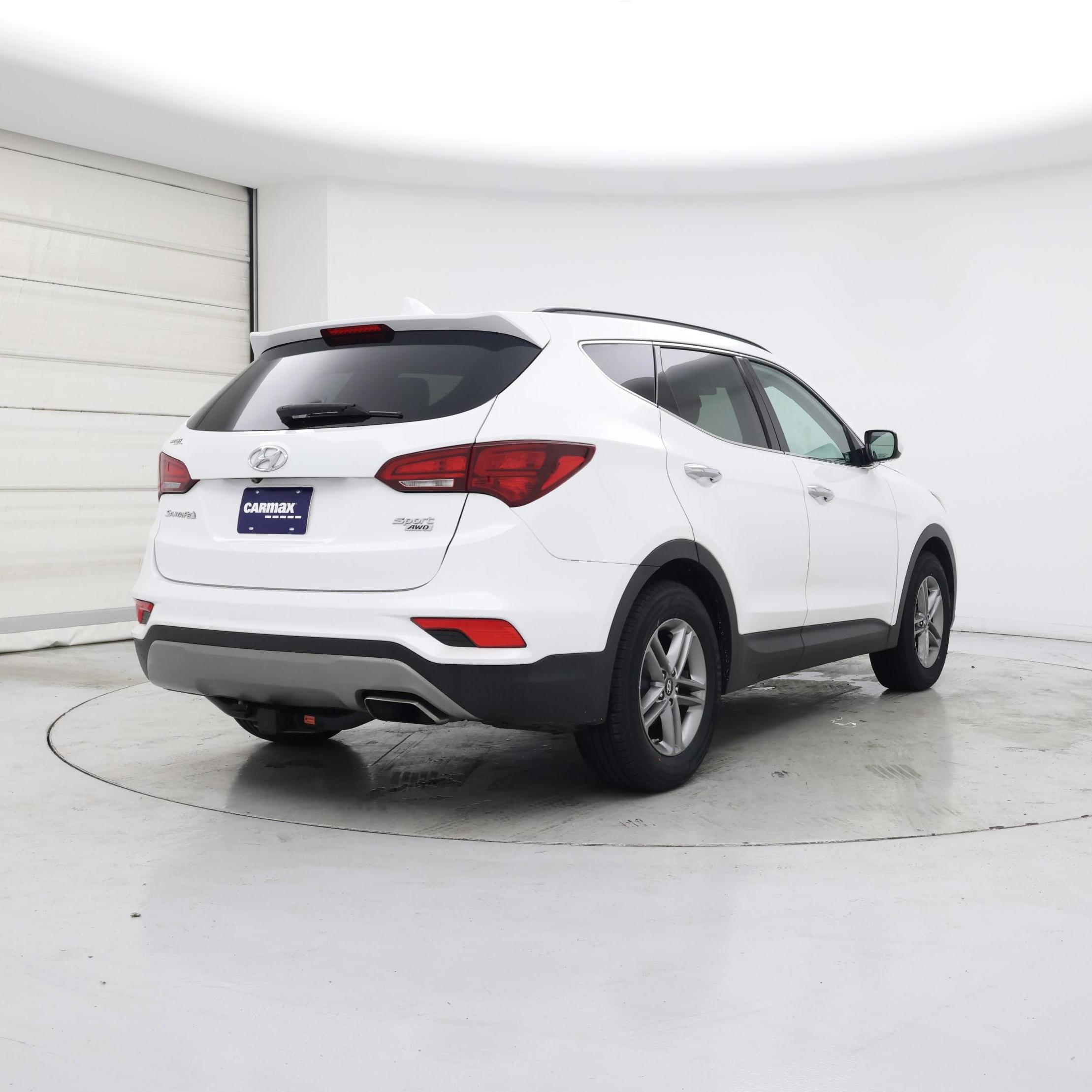 Thumbnail: 2017 Hyundai Santa Fe - 8