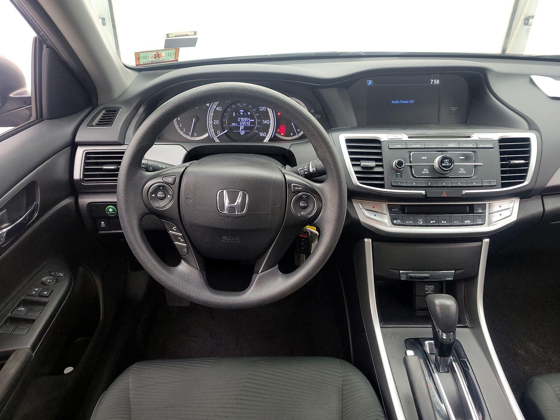 Thumbnail: 2015 Honda Accord - 10