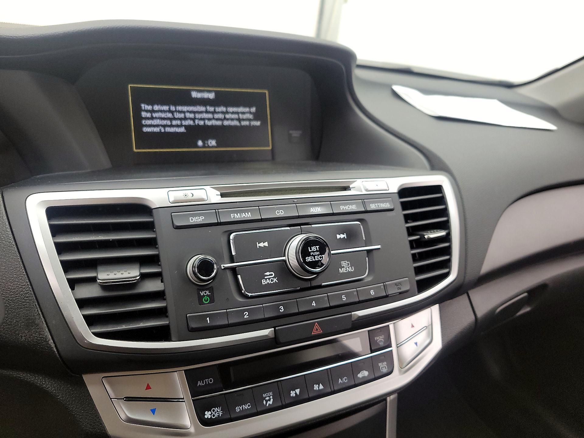 Thumbnail: 2015 Honda Accord - 15