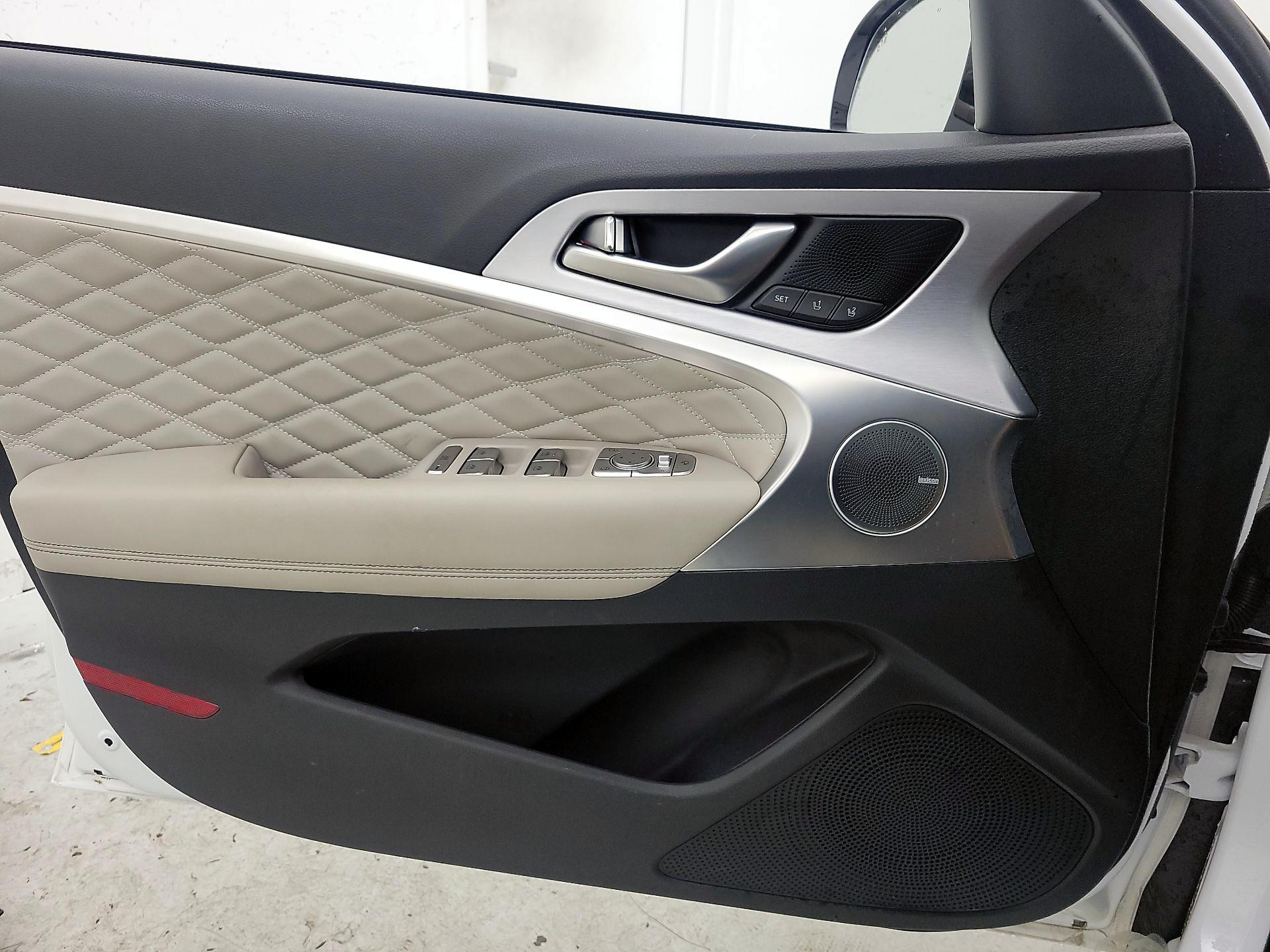Thumbnail: 2020 Genesis G70 - 12