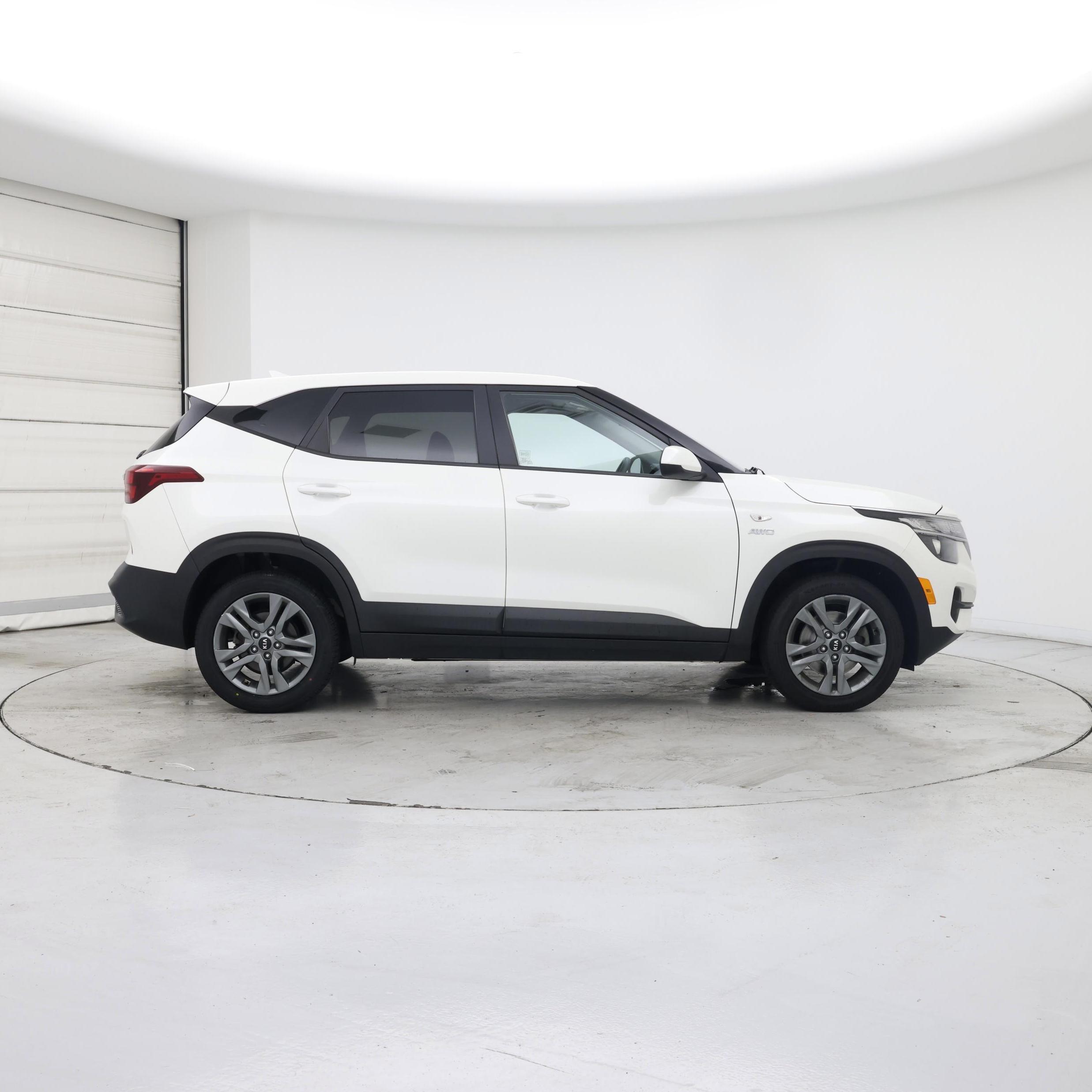 Thumbnail: 2021 Kia Seltos - 7