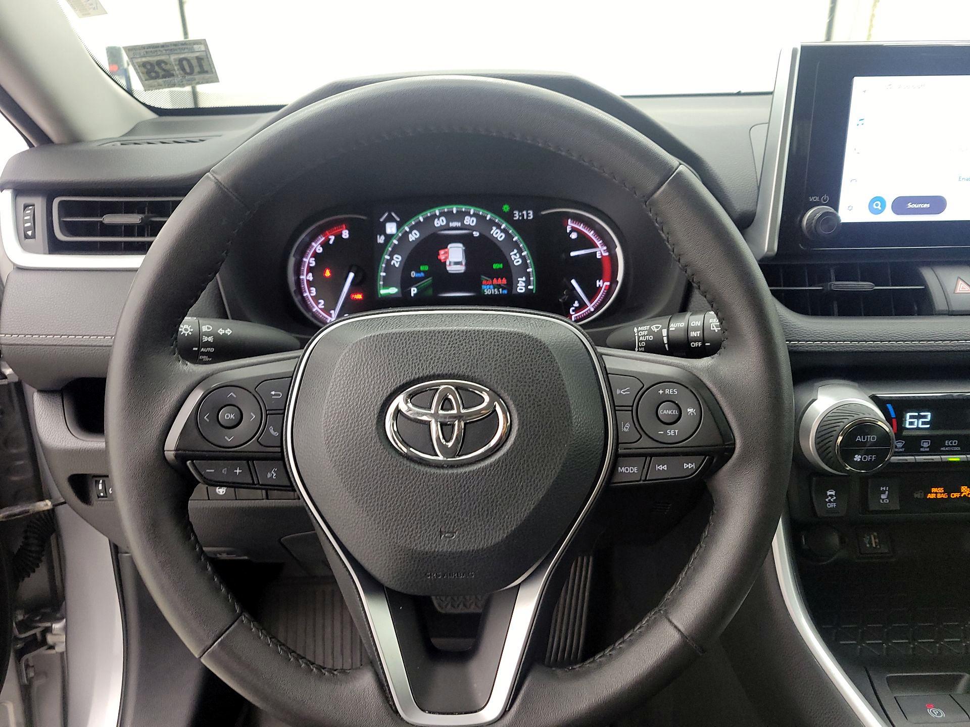 Thumbnail: 2023 Toyota RAV4 - 10