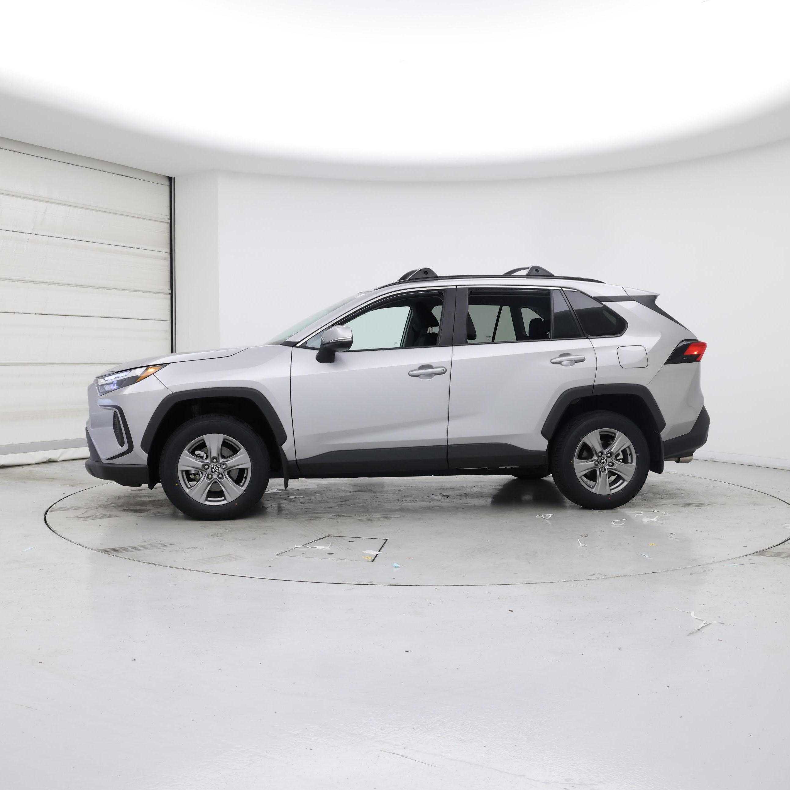 Thumbnail: 2023 Toyota RAV4 - 3