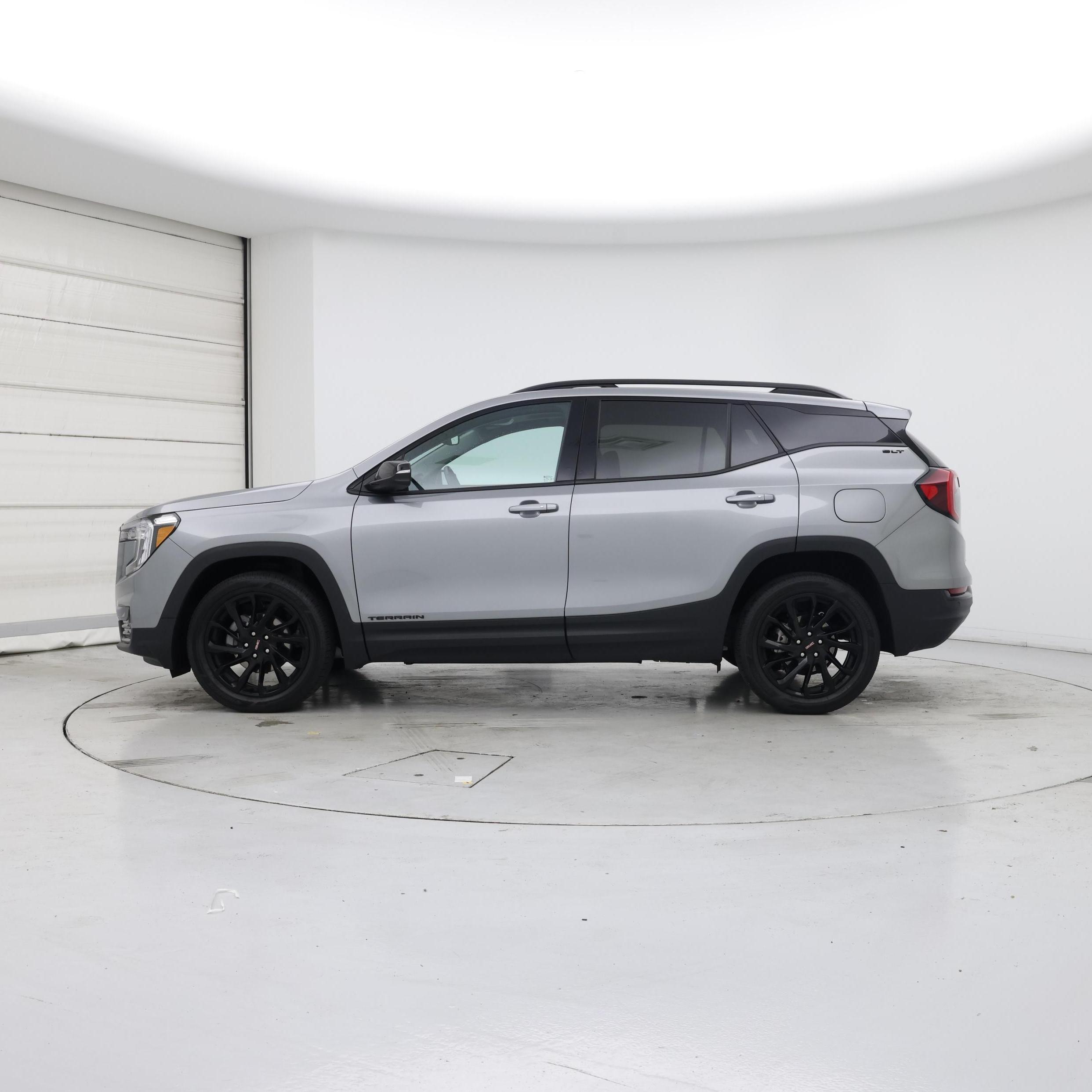 Thumbnail: 2024 GMC Terrain - 3