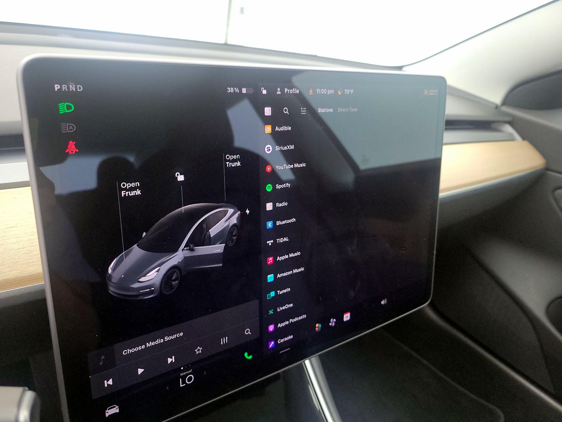 Thumbnail: 2018 Tesla Model 3 - 15