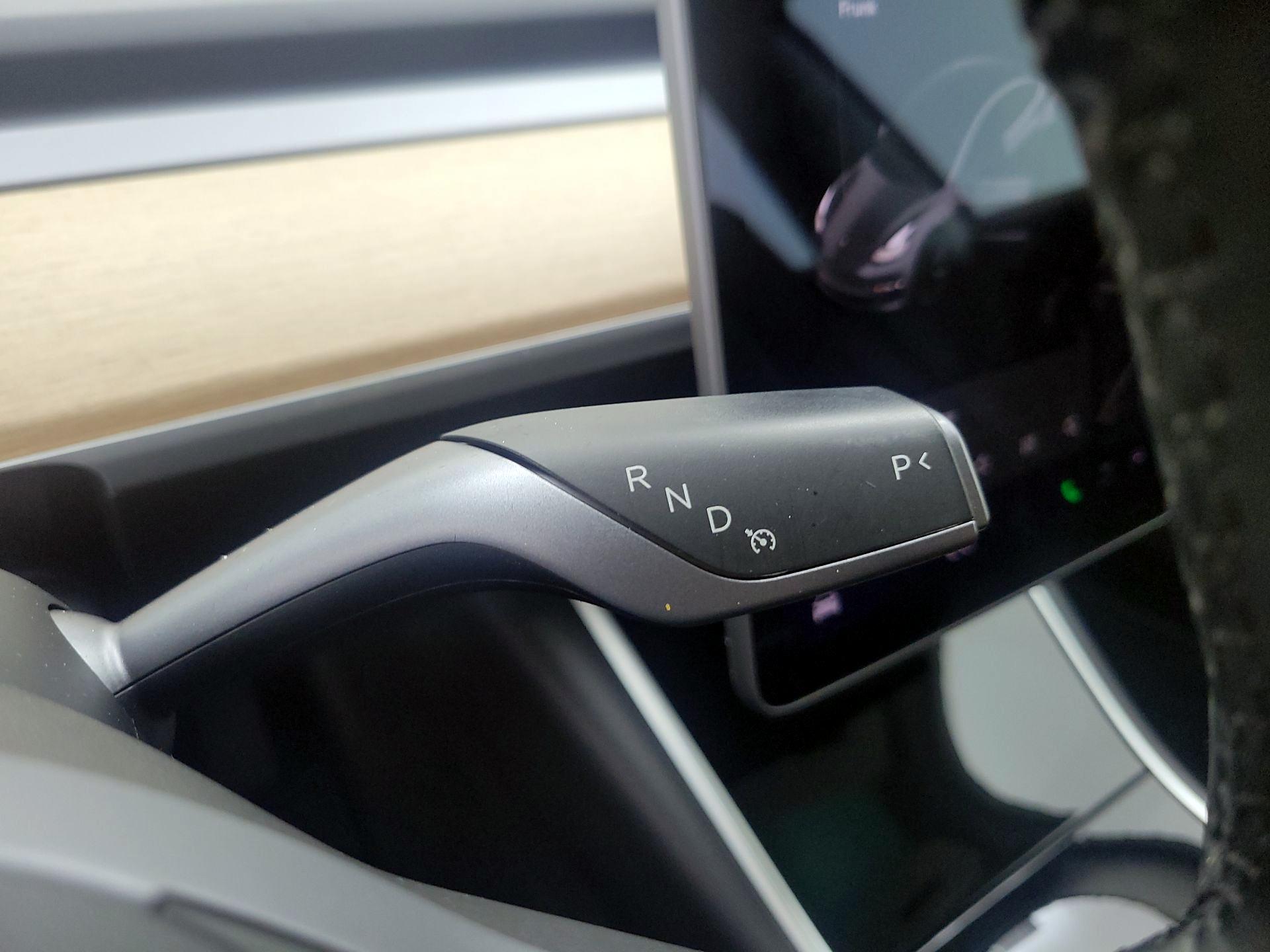 Thumbnail: 2018 Tesla Model 3 - 17