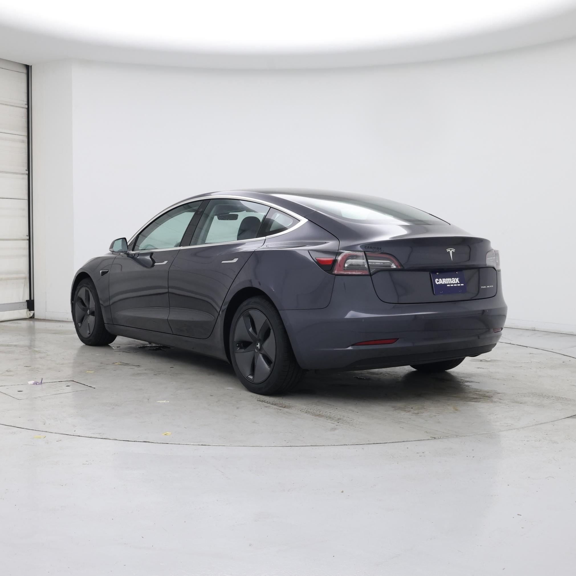 Thumbnail: 2018 Tesla Model 3 - 2