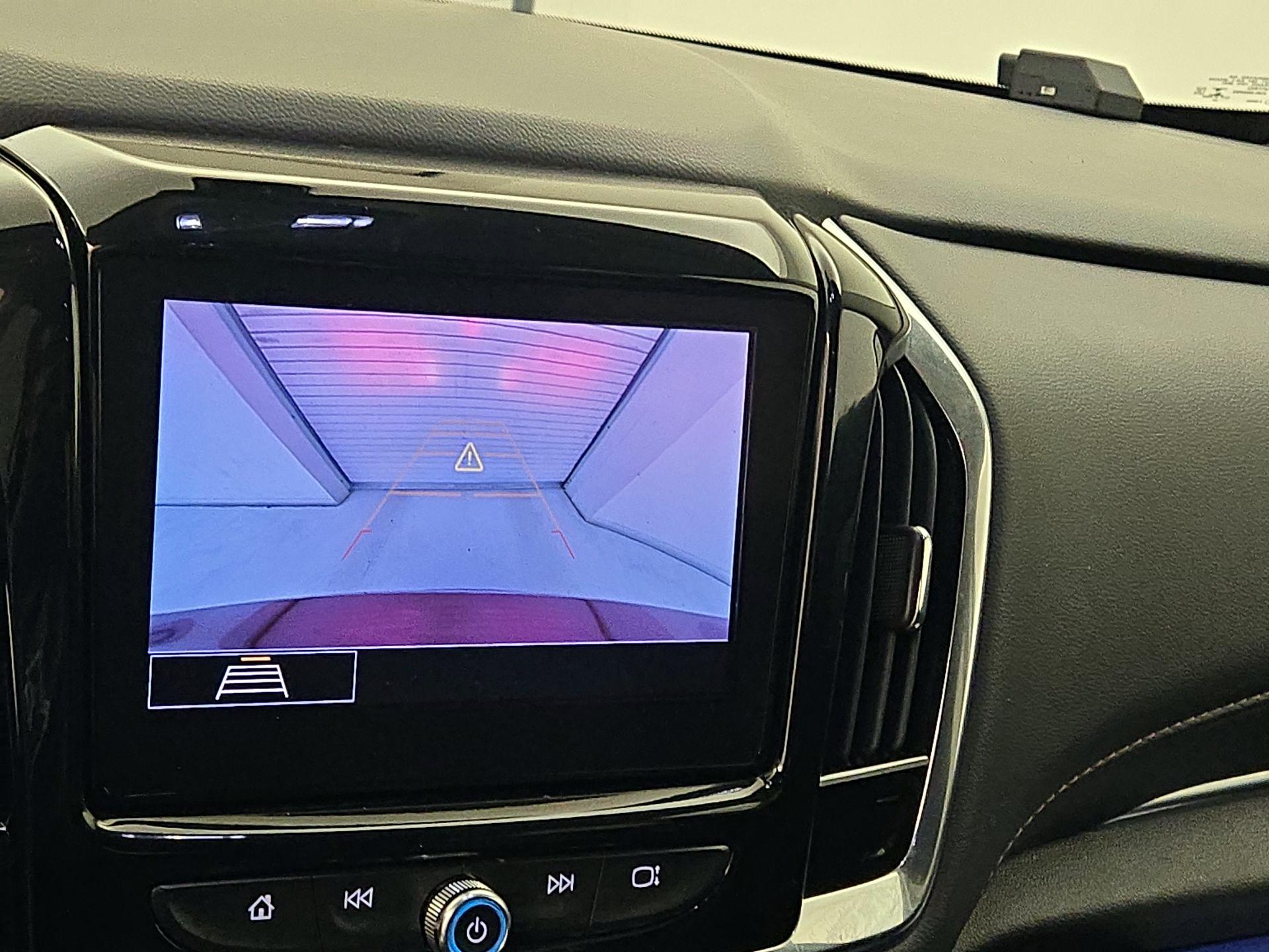 Thumbnail: 2020 Chevrolet Traverse - 14