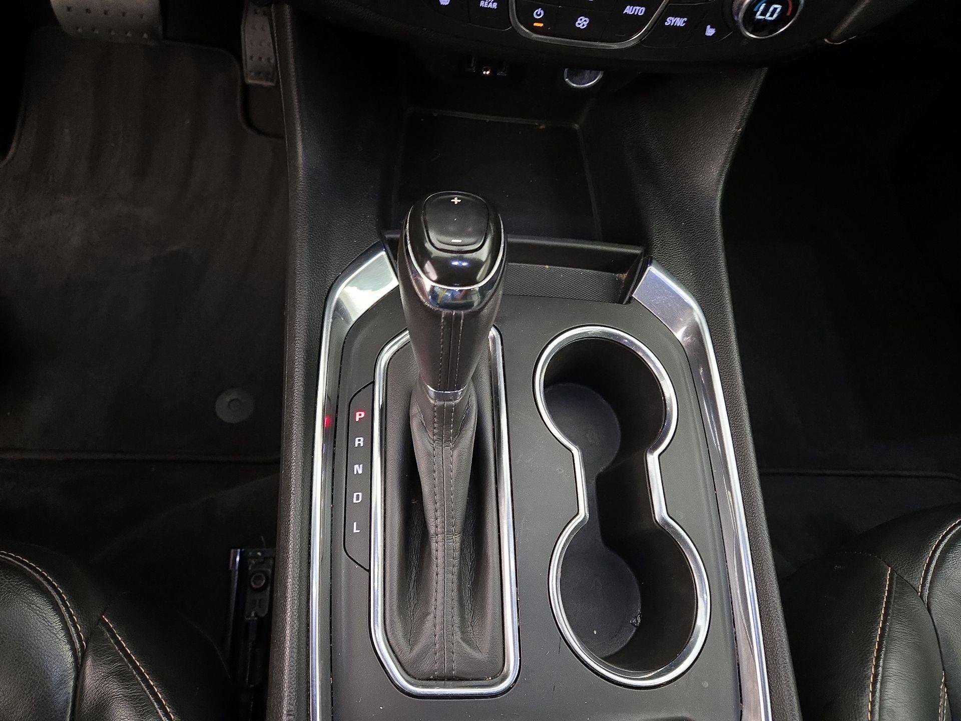 Thumbnail: 2020 Chevrolet Traverse - 17