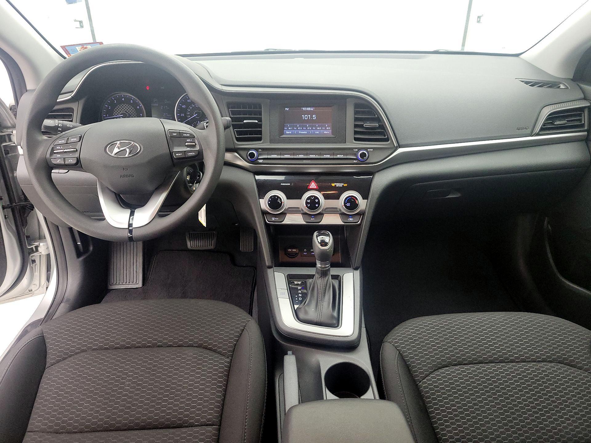 Thumbnail: 2019 Hyundai Elantra - 9