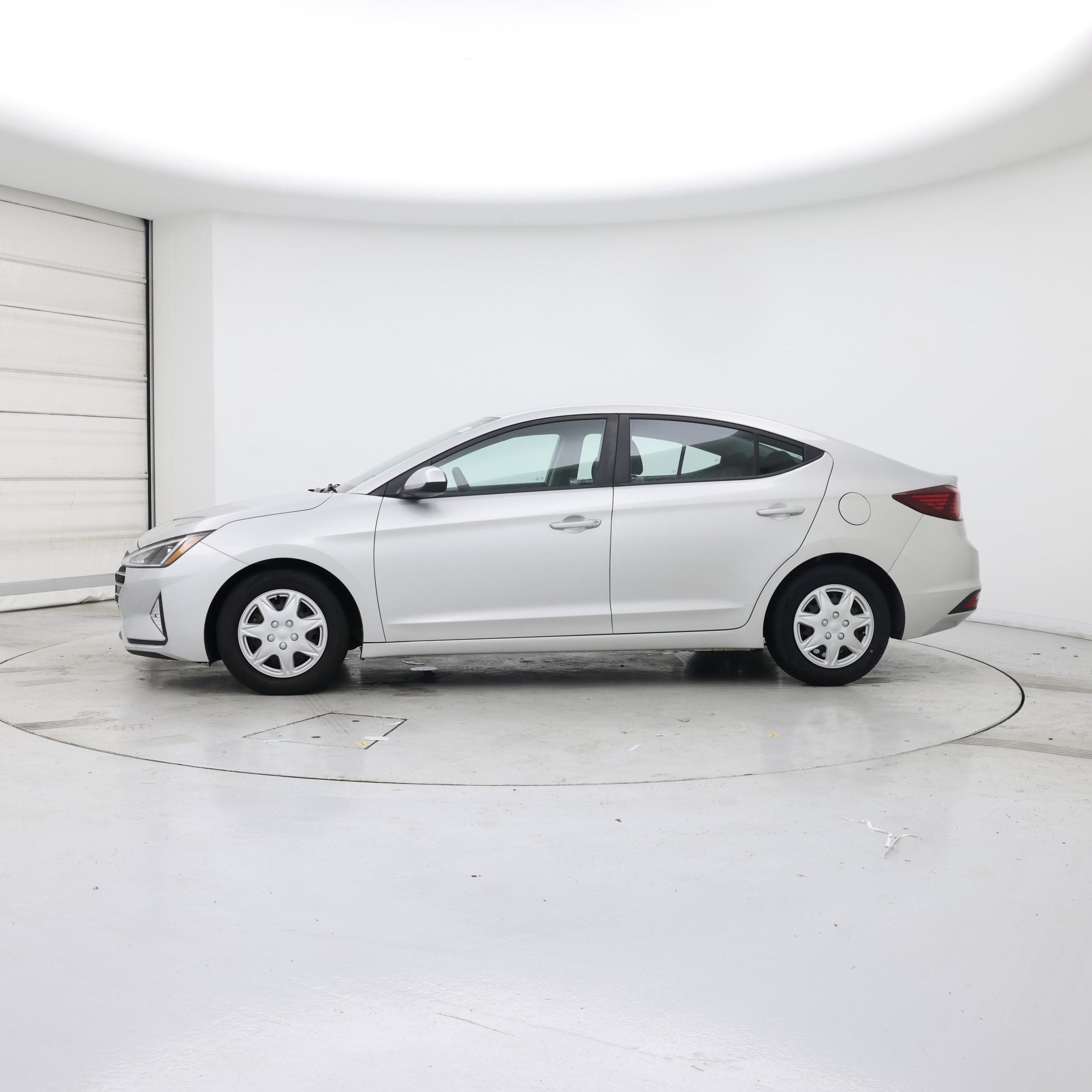 Thumbnail: 2019 Hyundai Elantra - 3