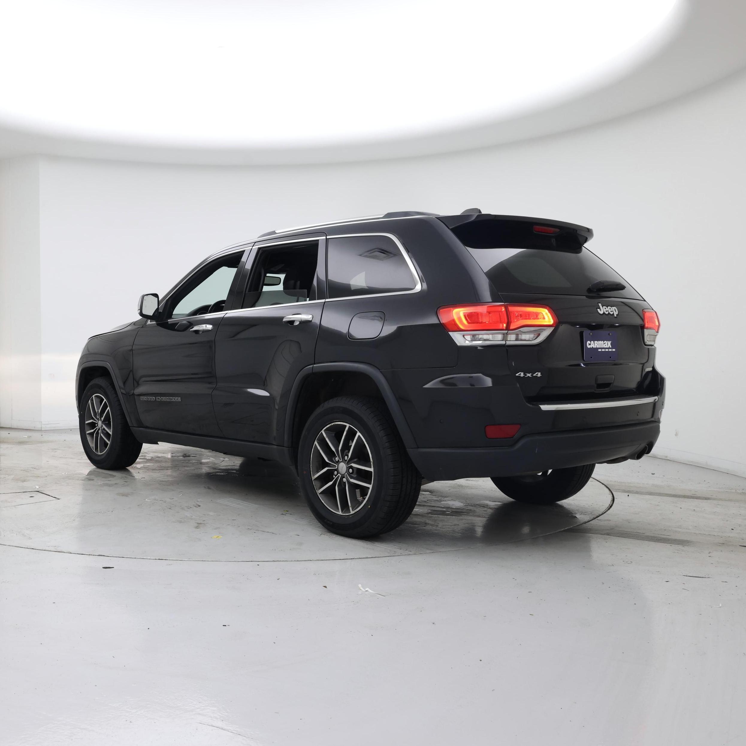 Thumbnail: 2018 Jeep Grand Cherokee - 2