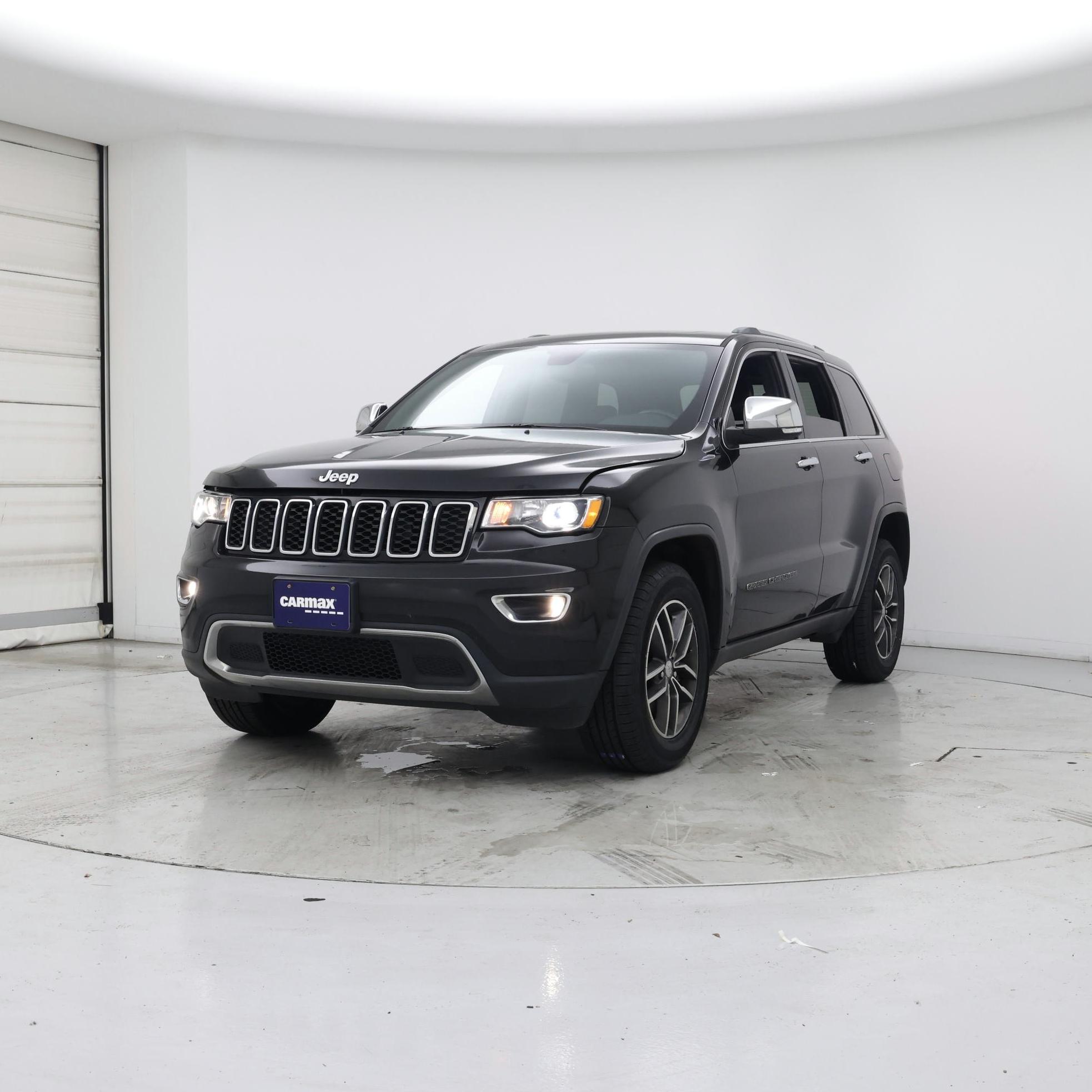 Thumbnail: 2018 Jeep Grand Cherokee - 4