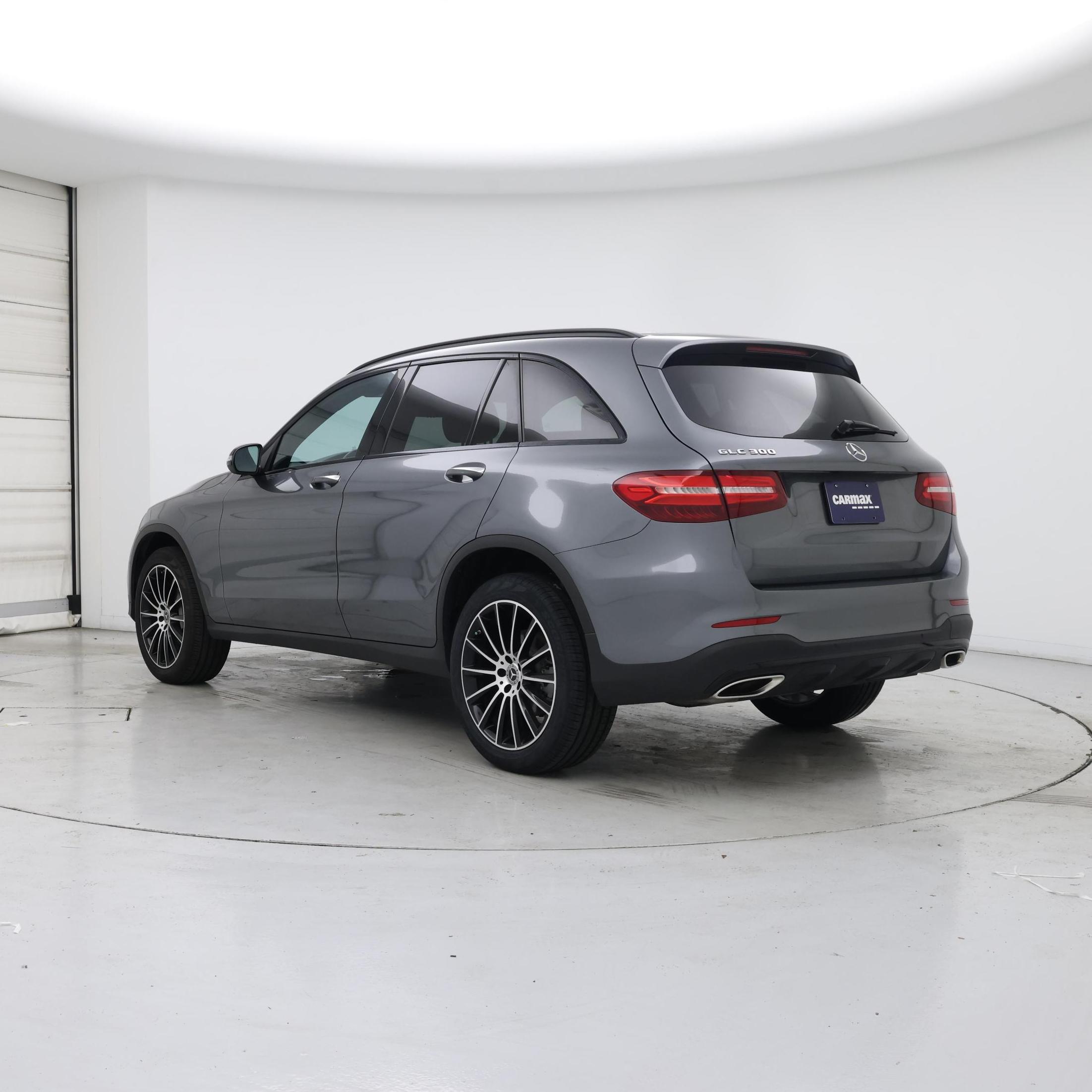 Thumbnail: 2019 Mercedes-Benz GLC - 2