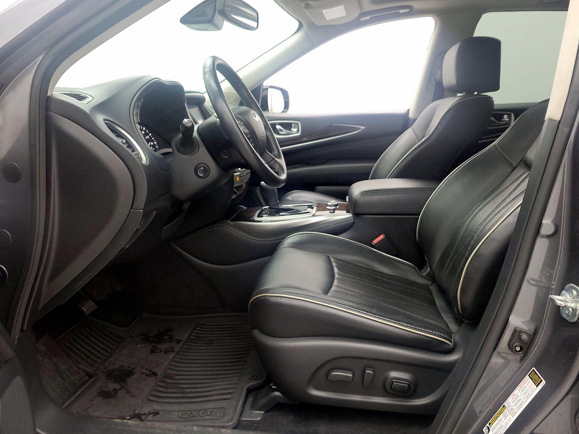 Thumbnail: 2017 INFINITI QX60 - 11