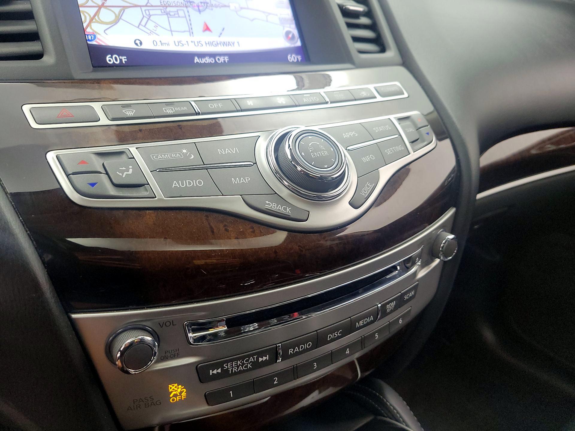 Thumbnail: 2017 INFINITI QX60 - 16