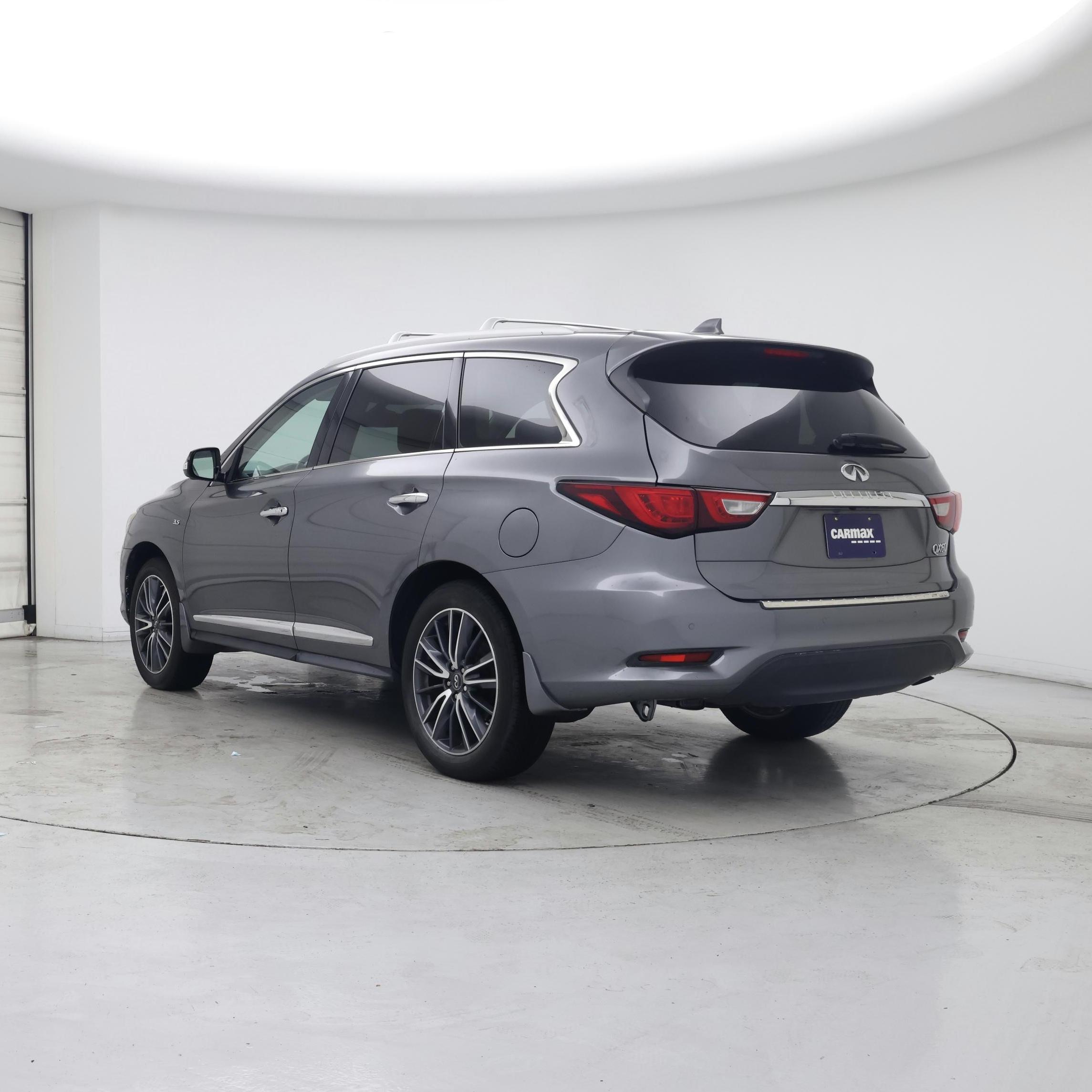 Thumbnail: 2017 INFINITI QX60 - 2