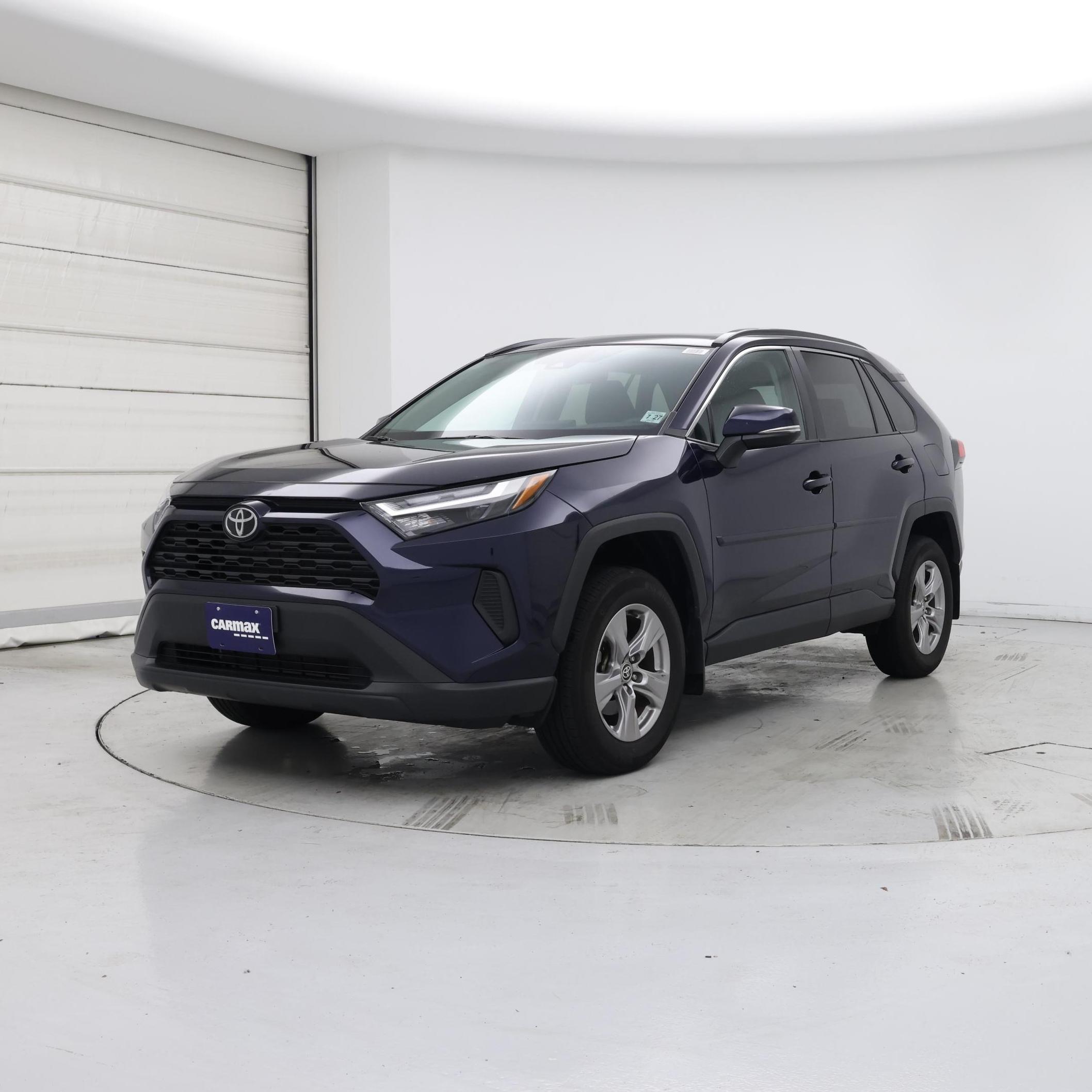 Thumbnail: 2022 Toyota RAV4 - 4