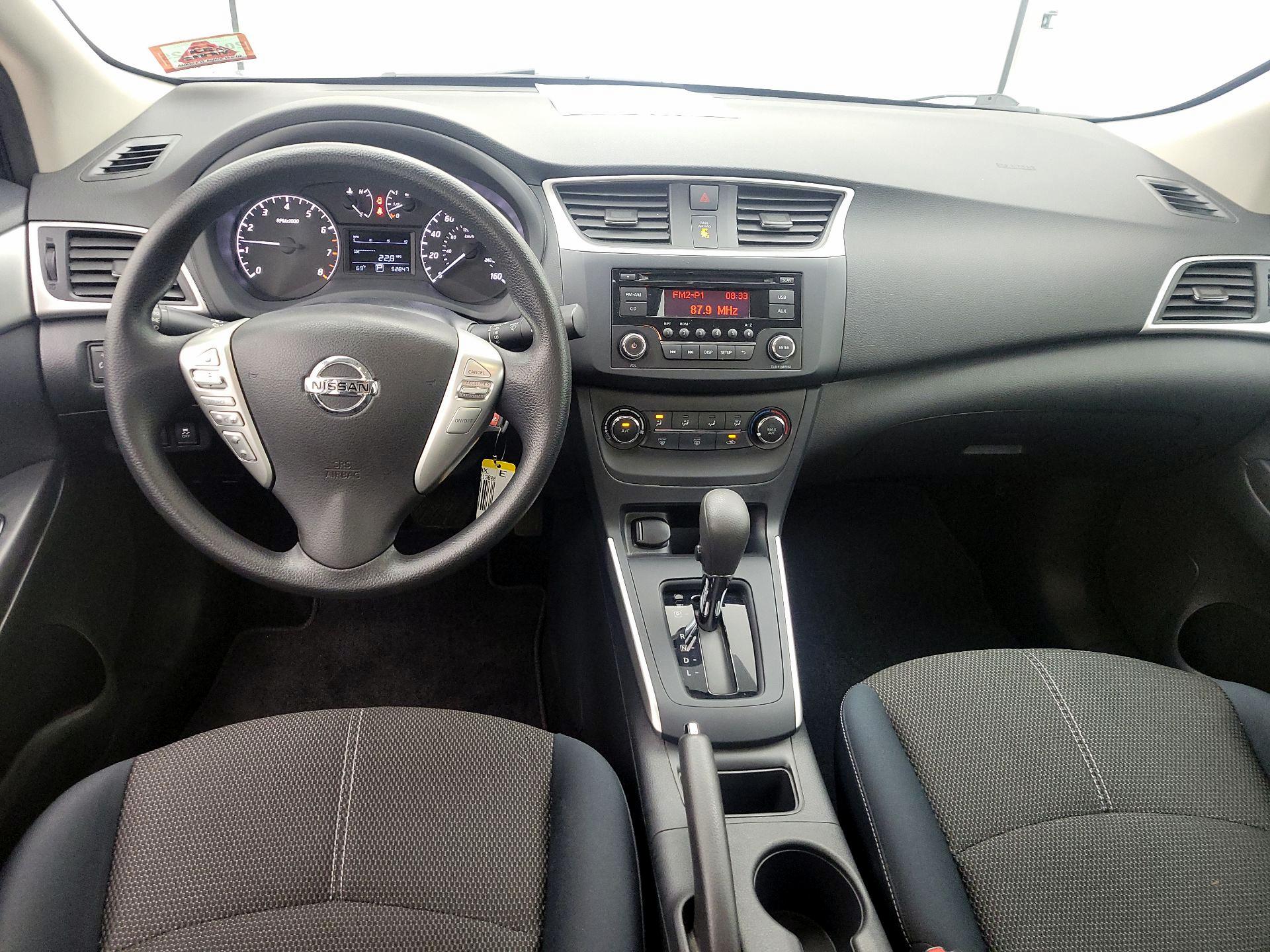 Thumbnail: 2017 Nissan Sentra - 9