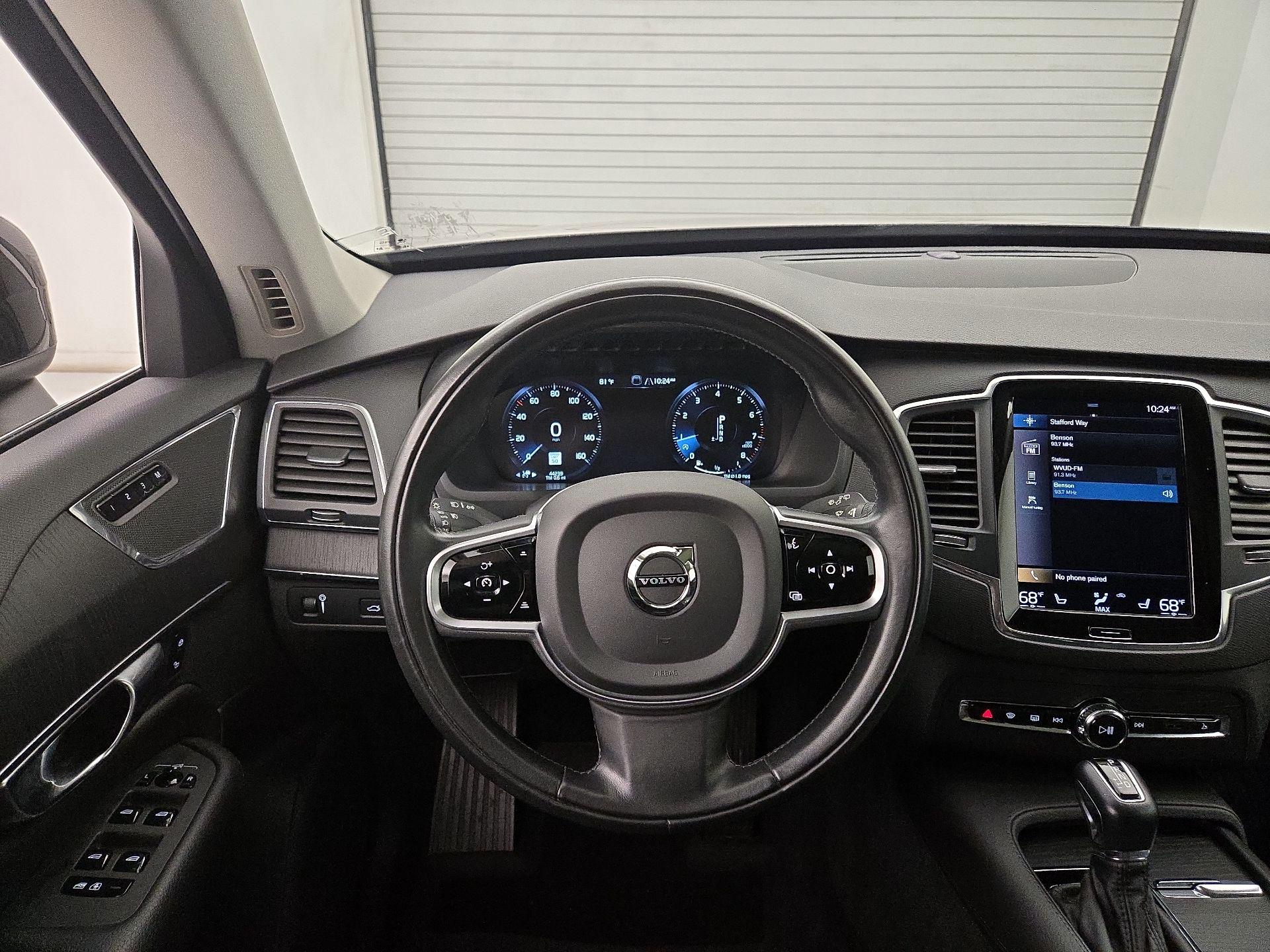 Thumbnail: 2020 Volvo XC90 - 10