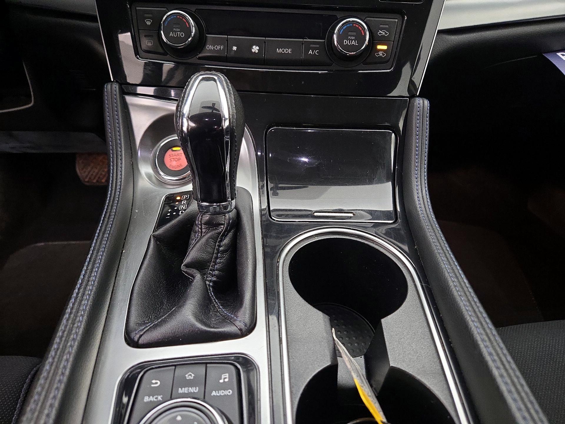 Thumbnail: 2019 Nissan Maxima - 17