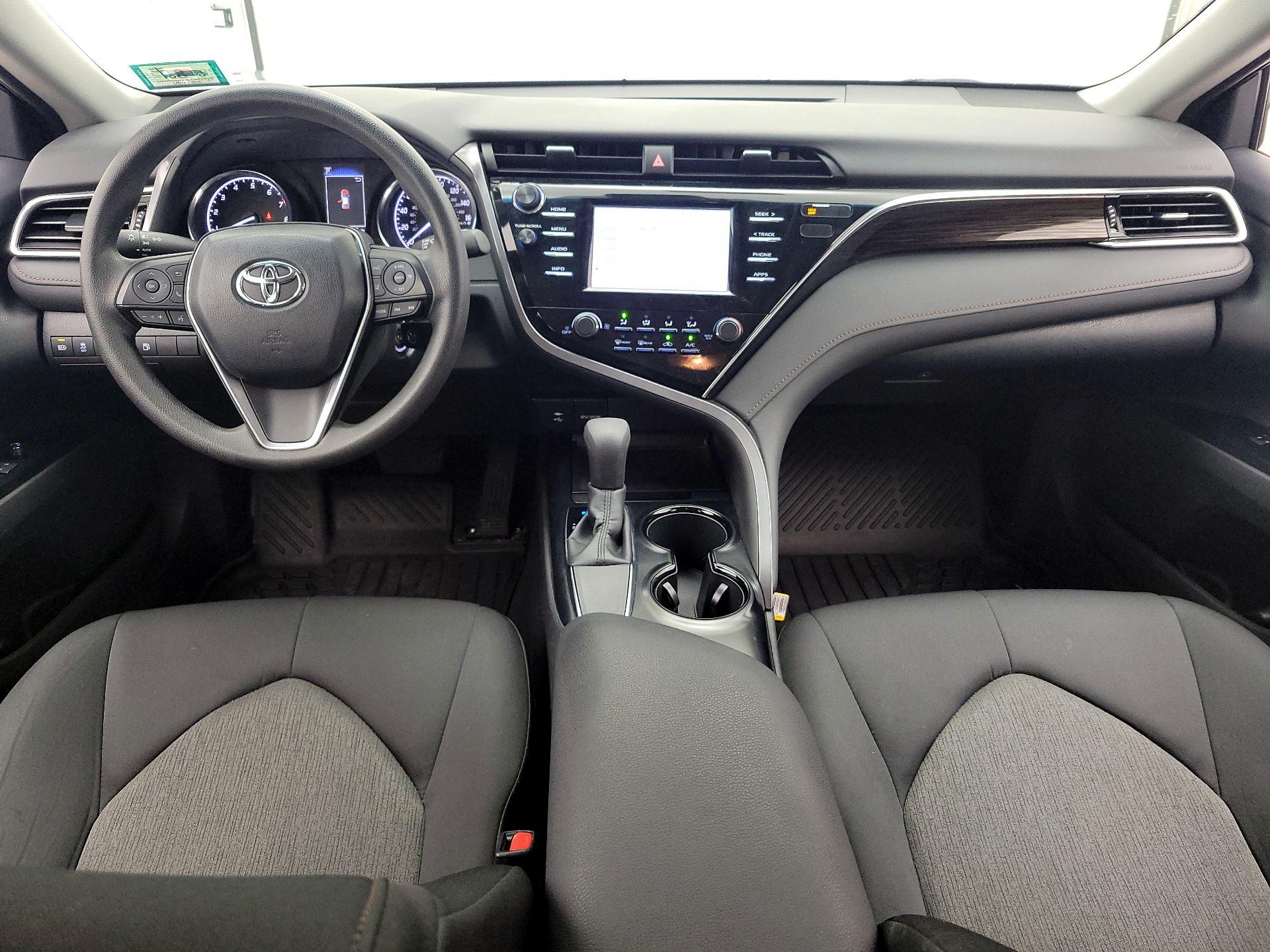 Thumbnail: 2018 Toyota Camry - 9