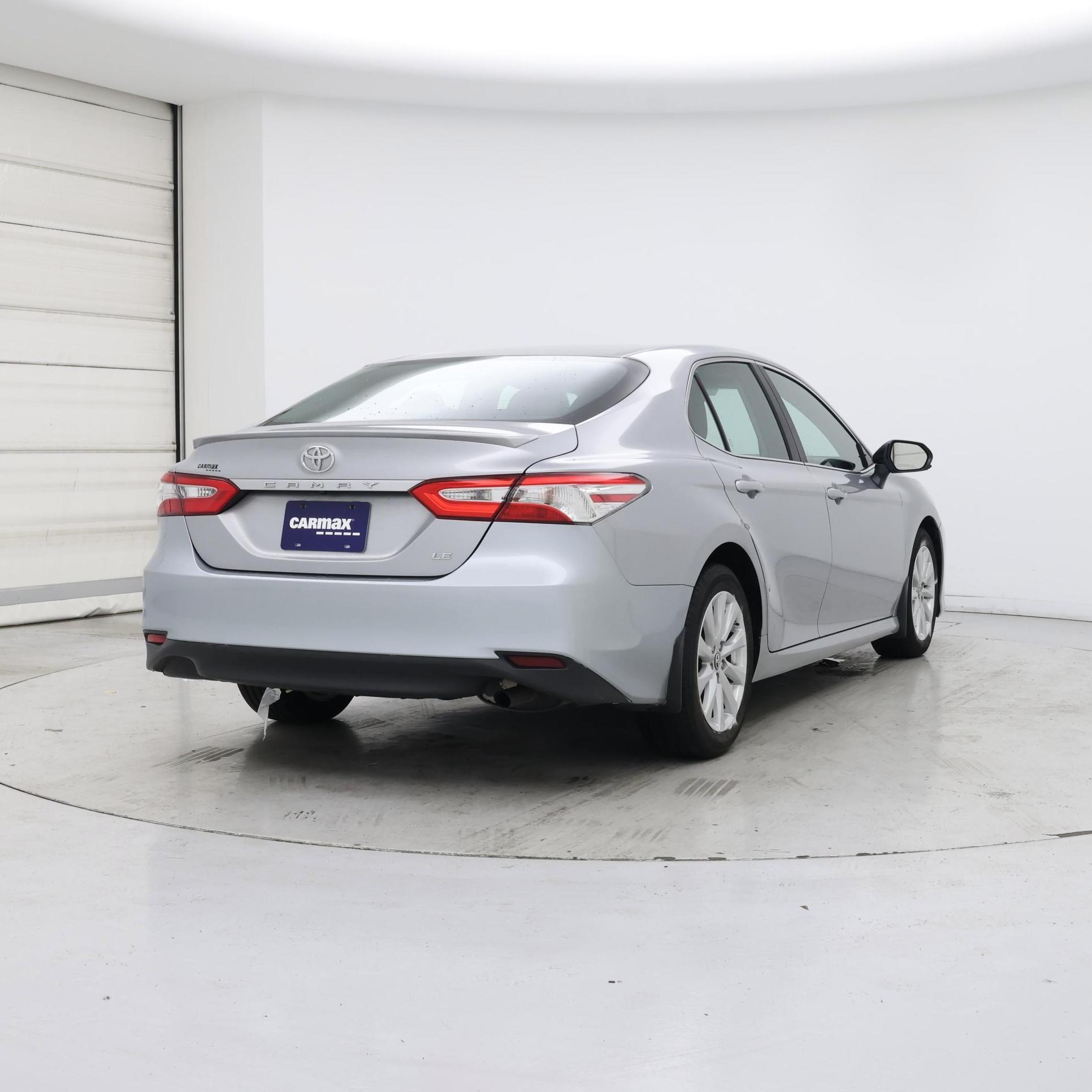 Thumbnail: 2018 Toyota Camry - 8