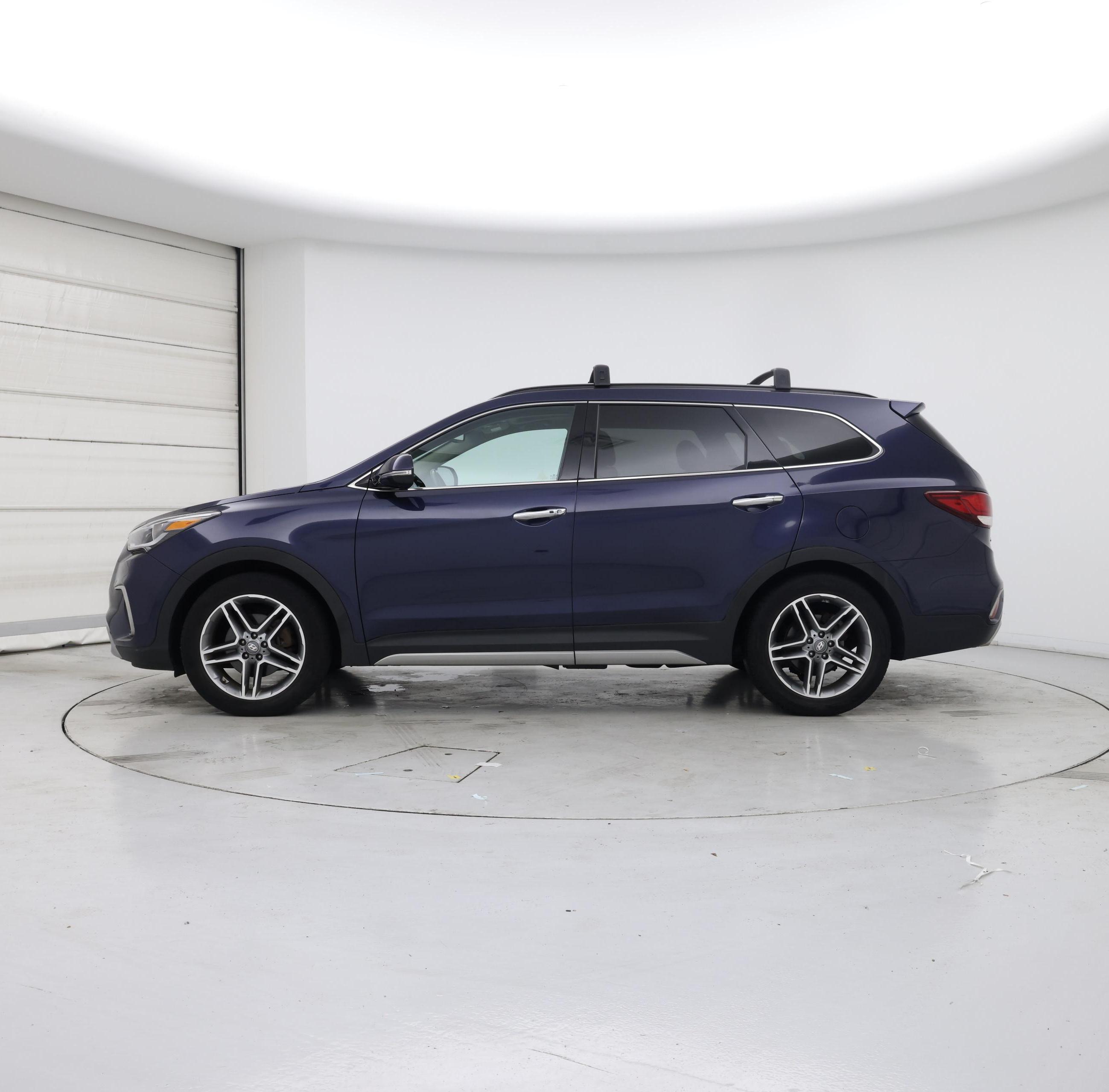 Thumbnail: 2018 Hyundai Santa Fe - 3