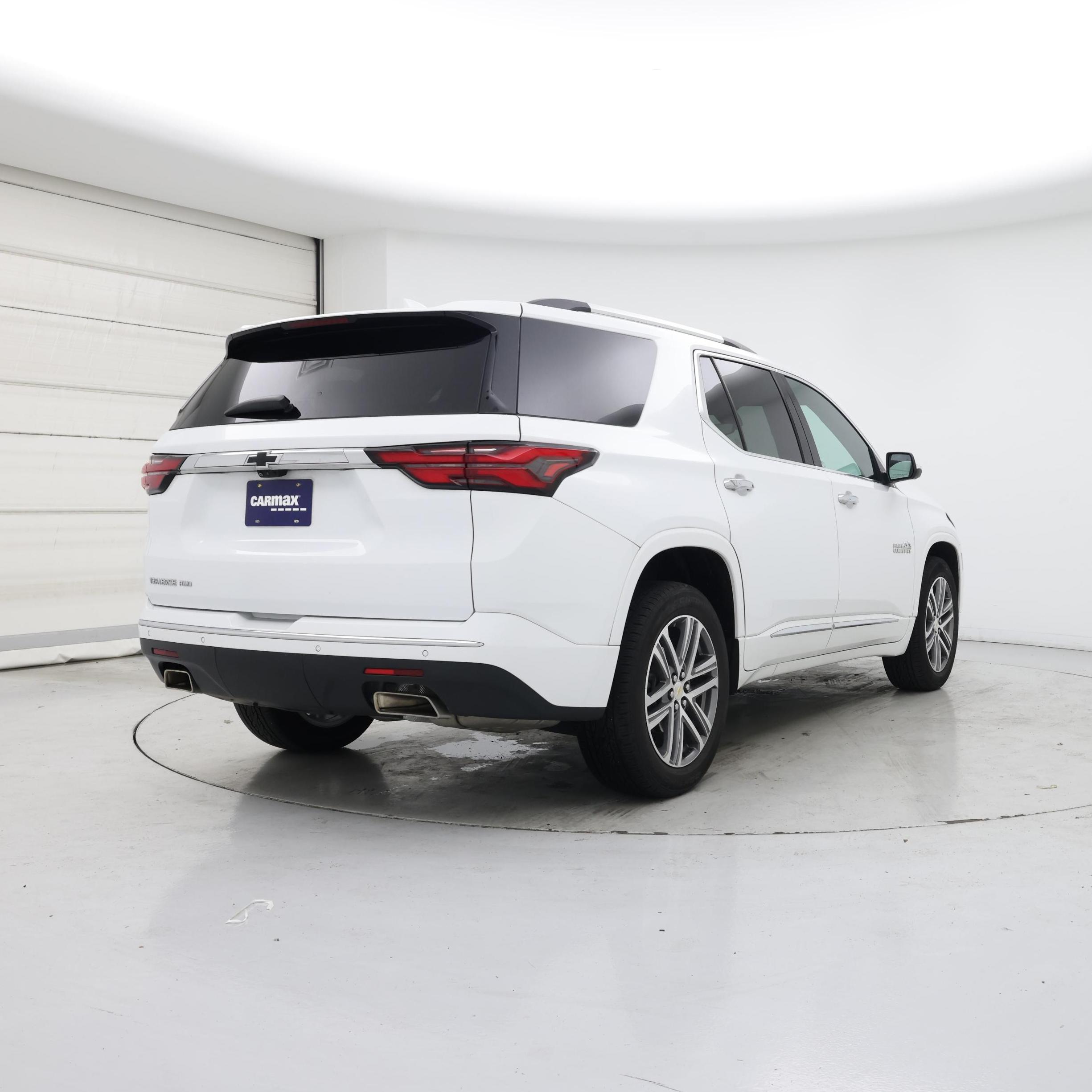 Thumbnail: 2022 Chevrolet Traverse - 8