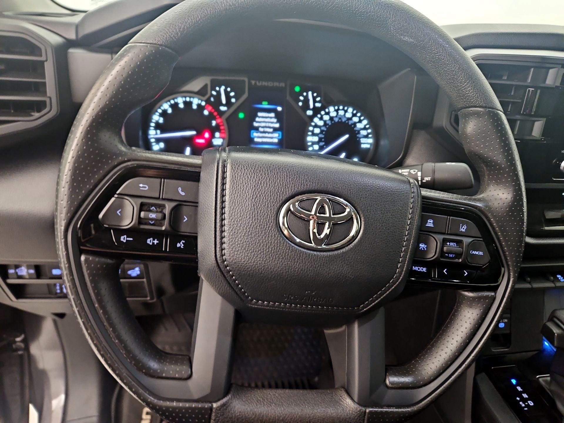 Thumbnail: 2024 Toyota Tundra - 10