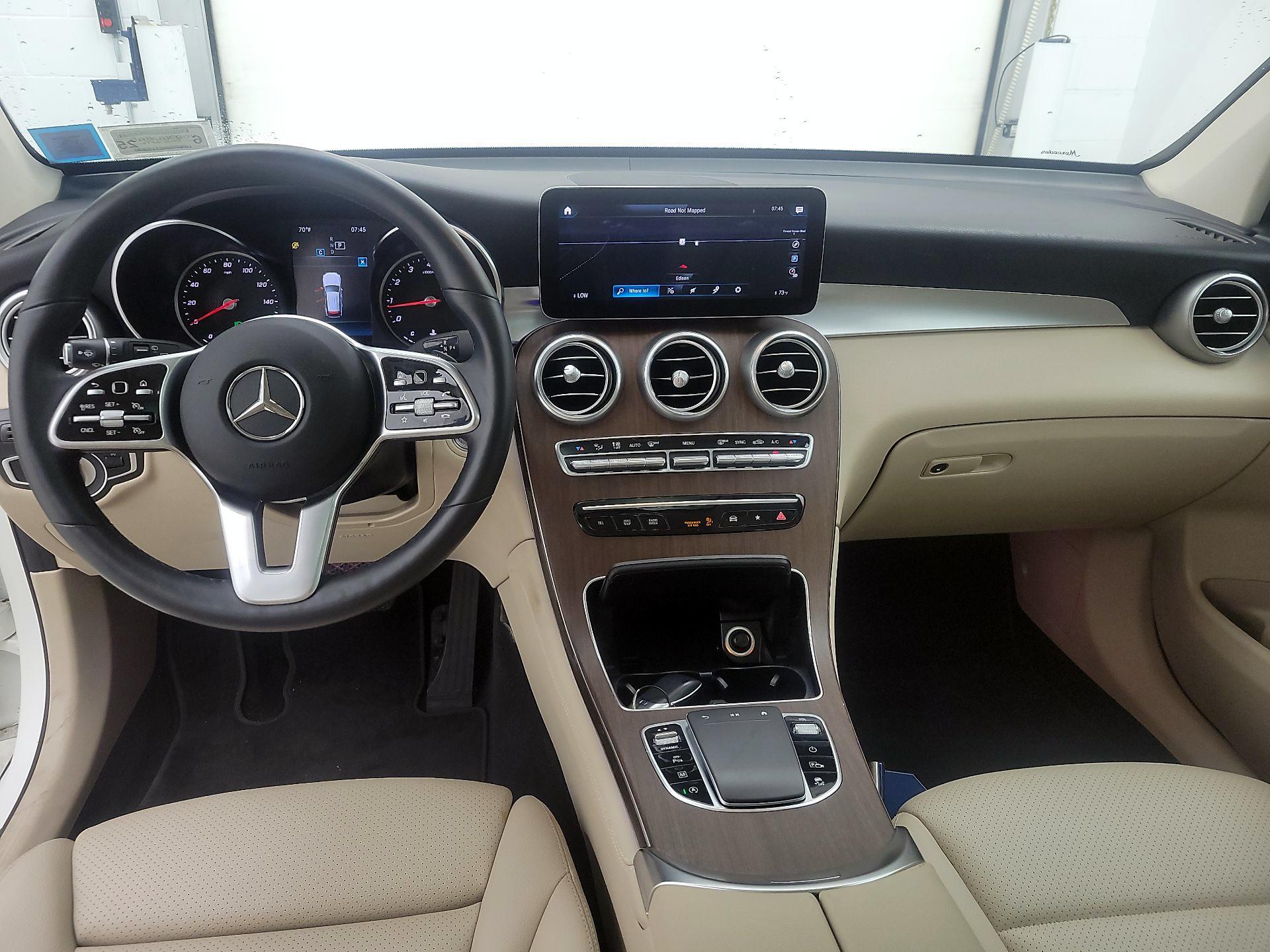 Thumbnail: 2020 Mercedes-Benz GLC - 9